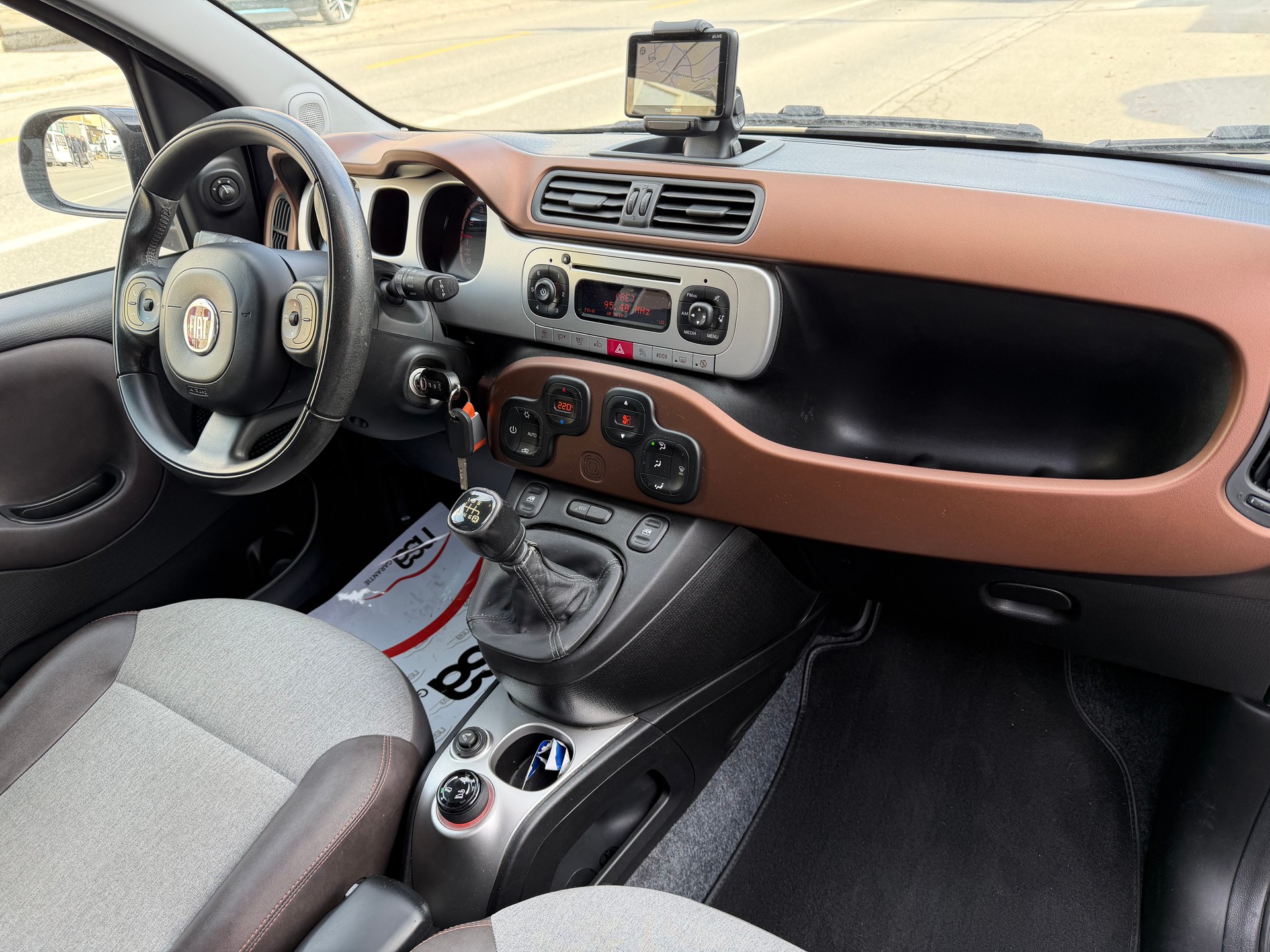 FIAT Panda 0.9 Twinair Turbo Cross 4x4-image-9