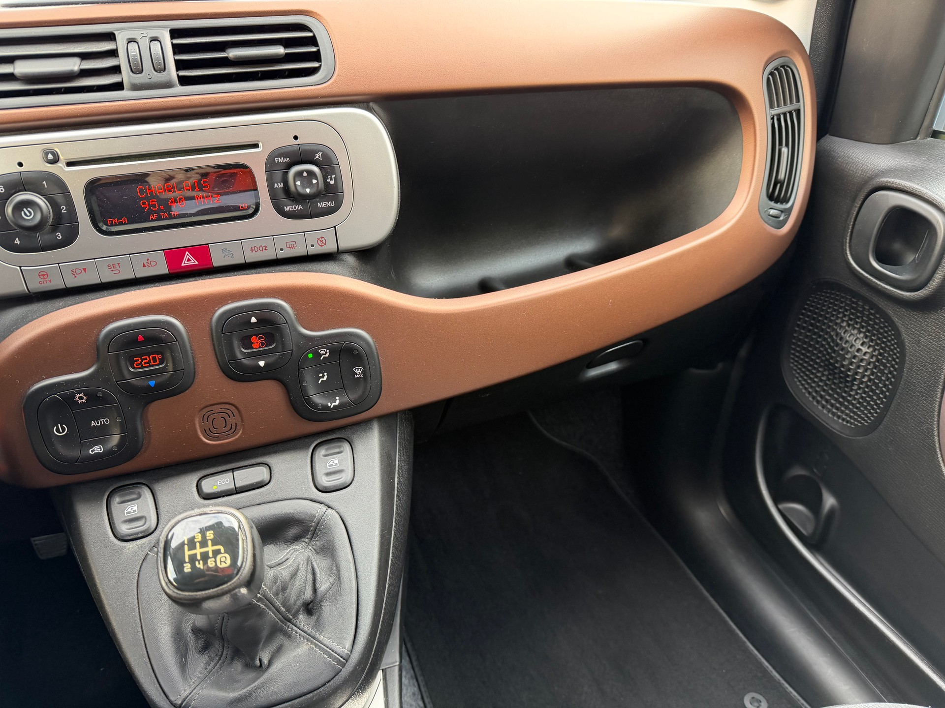 FIAT Panda 0.9 Twinair Turbo Cross 4x4-image-13