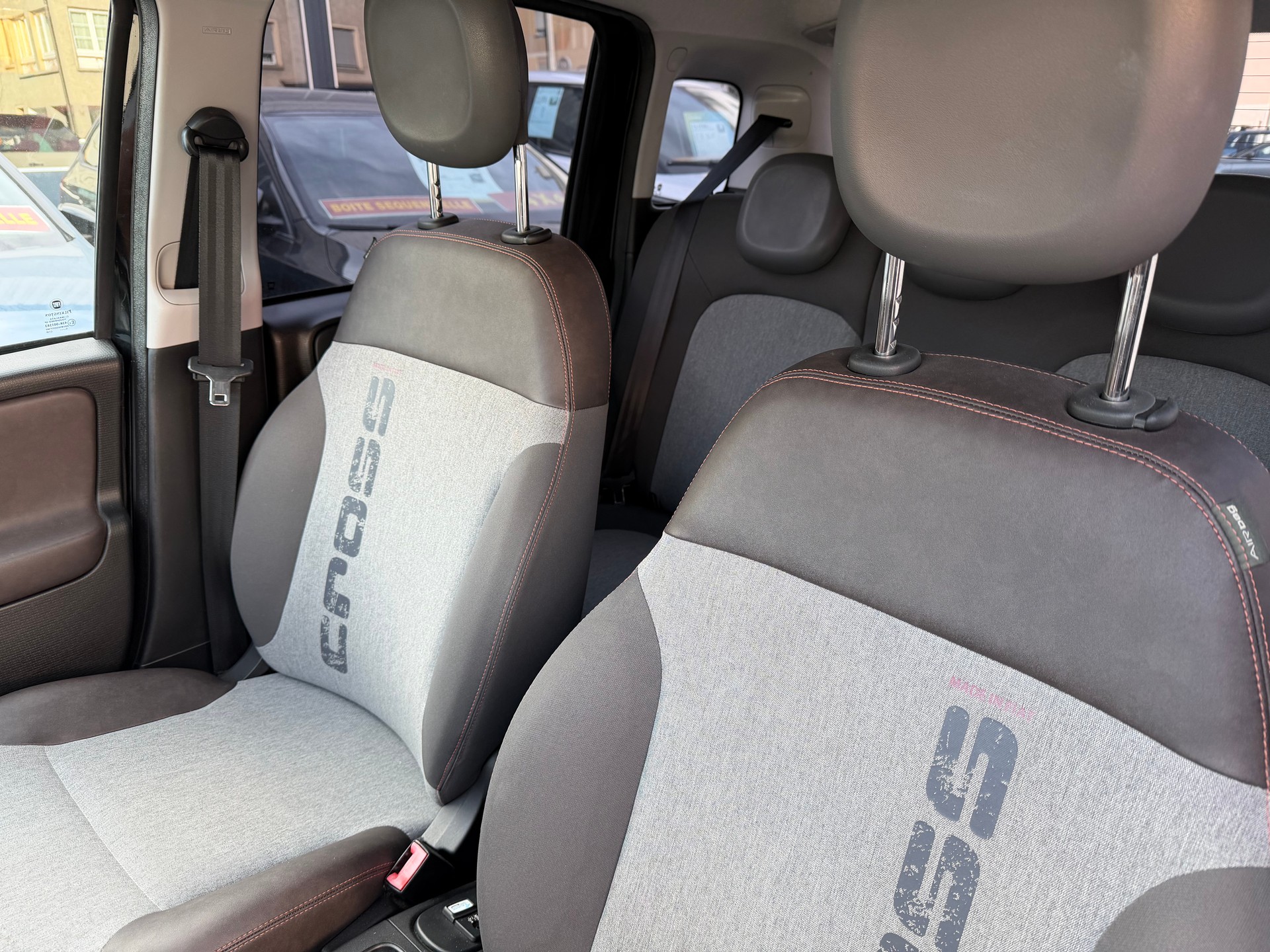 FIAT Panda 0.9 Twinair Turbo Cross 4x4-image-8