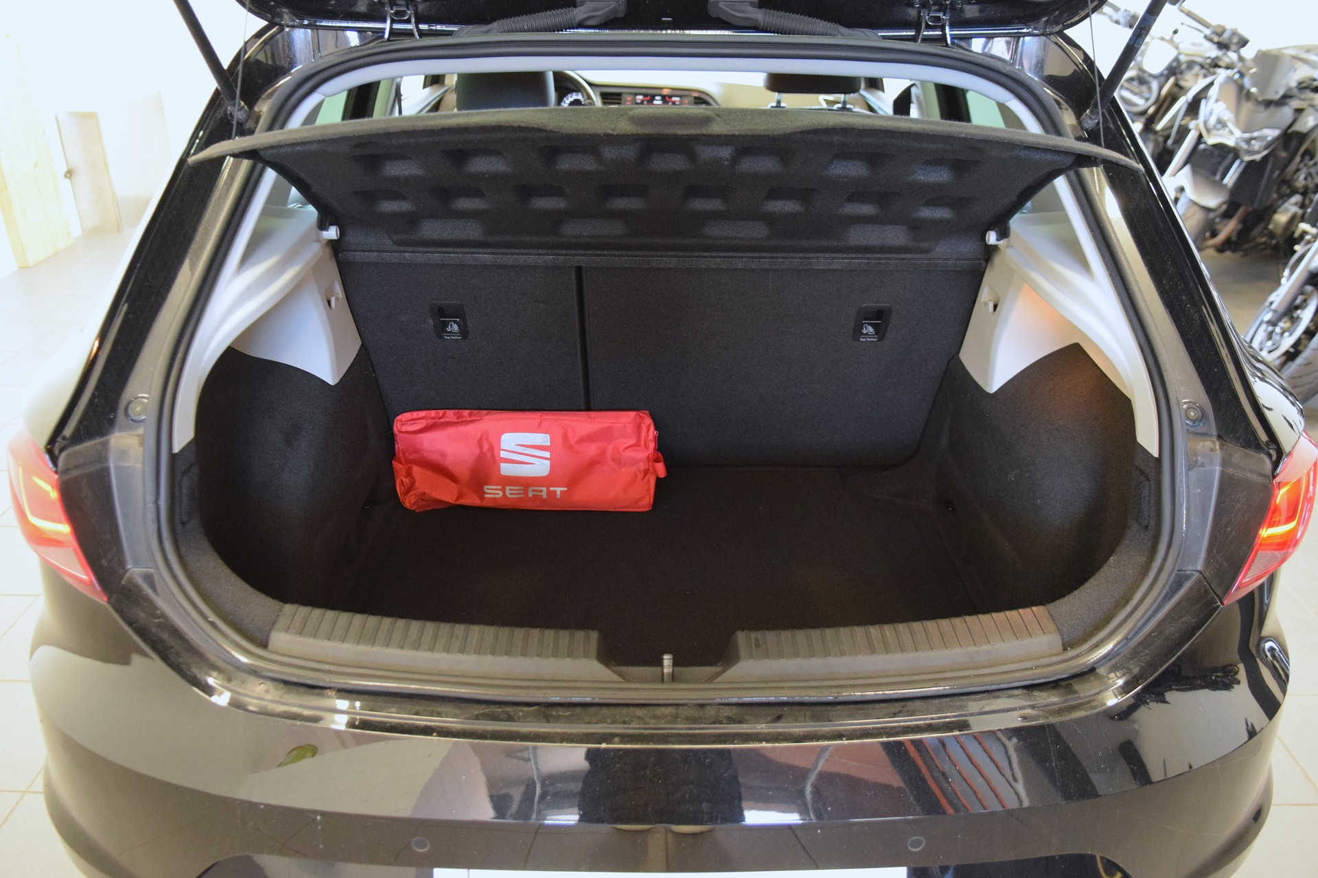 SEAT Leon 2.0 TDI FR Line-image-5