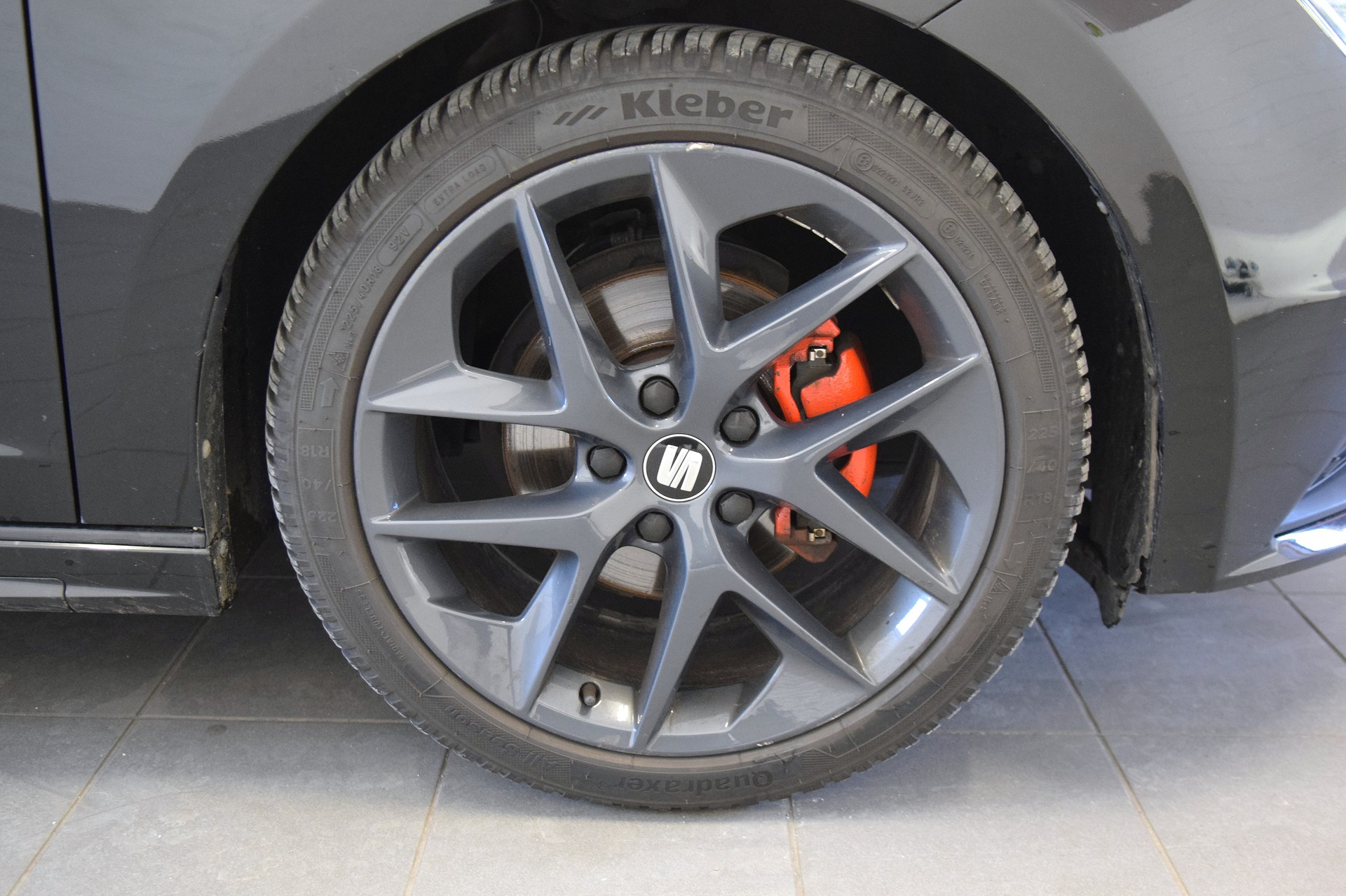 SEAT Leon 2.0 TDI FR Line-image-14