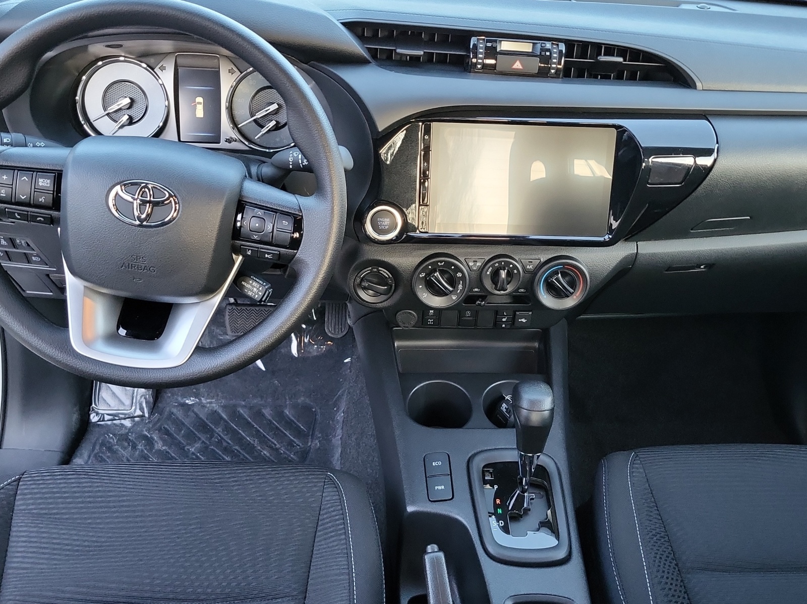 TOYOTA Hilux Extra Cab.-Chassis 2.4 D-image-13