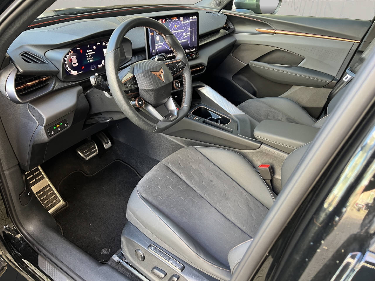 CUPRA Terramar 2.0 TSI VZ 265PS 4Drive DSG-image-6