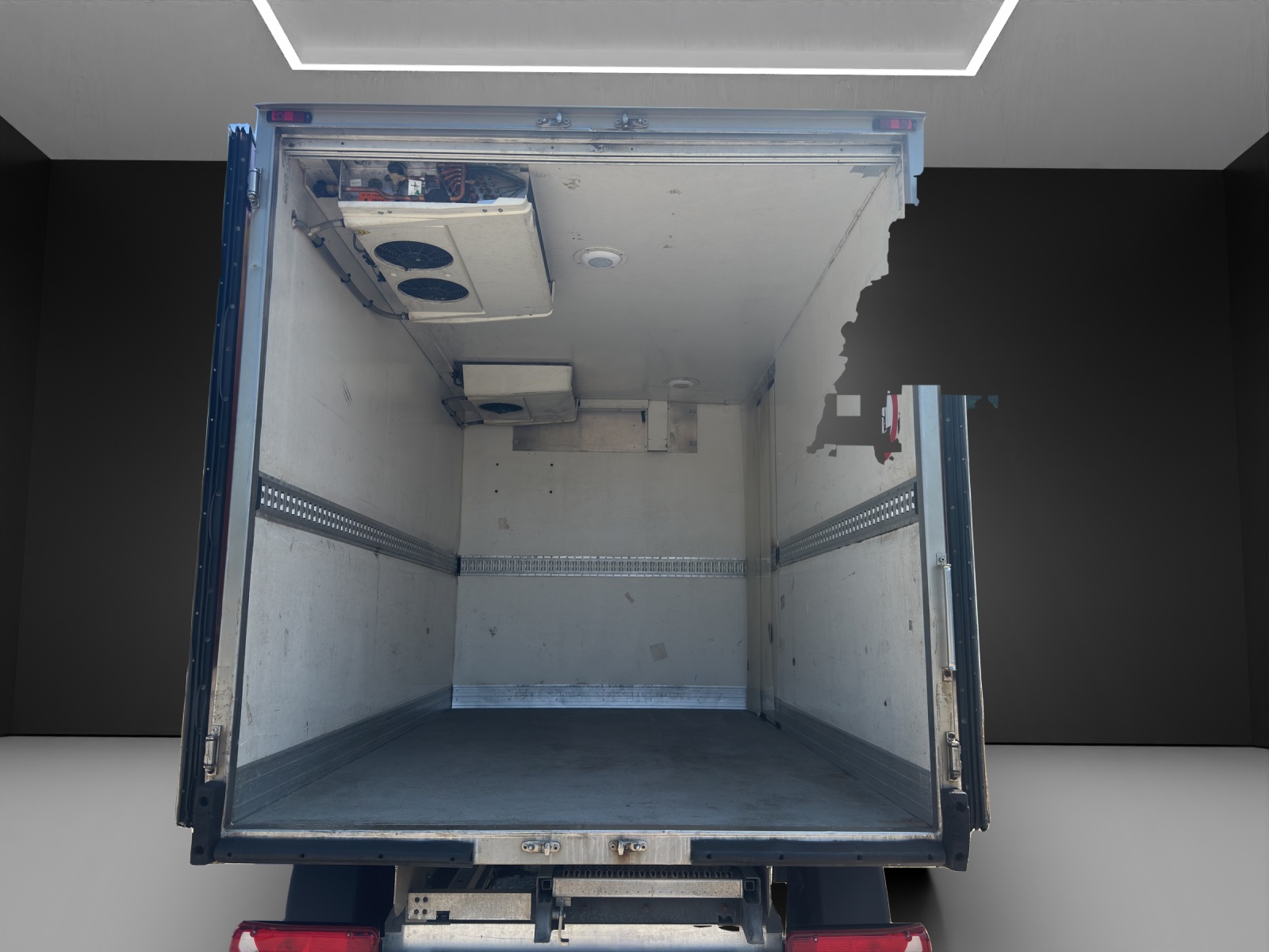 MERCEDES-BENZ Sprinter 315 CDI Standard 9G-TRONIC FWD-image-10
