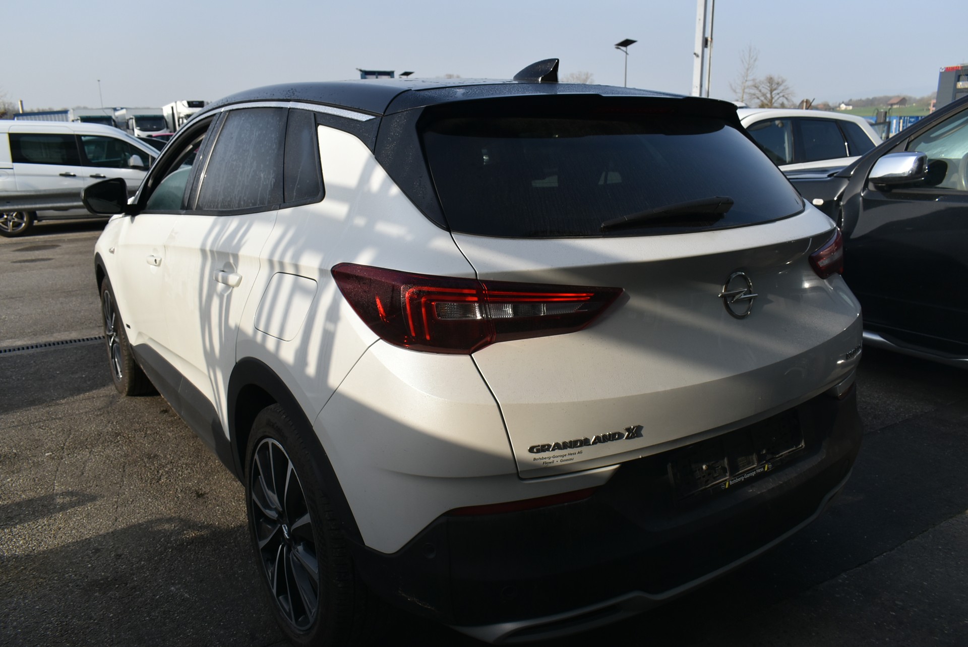OPEL Grandland X 1.6 Hybrid4 Excellence Automatik-image-7