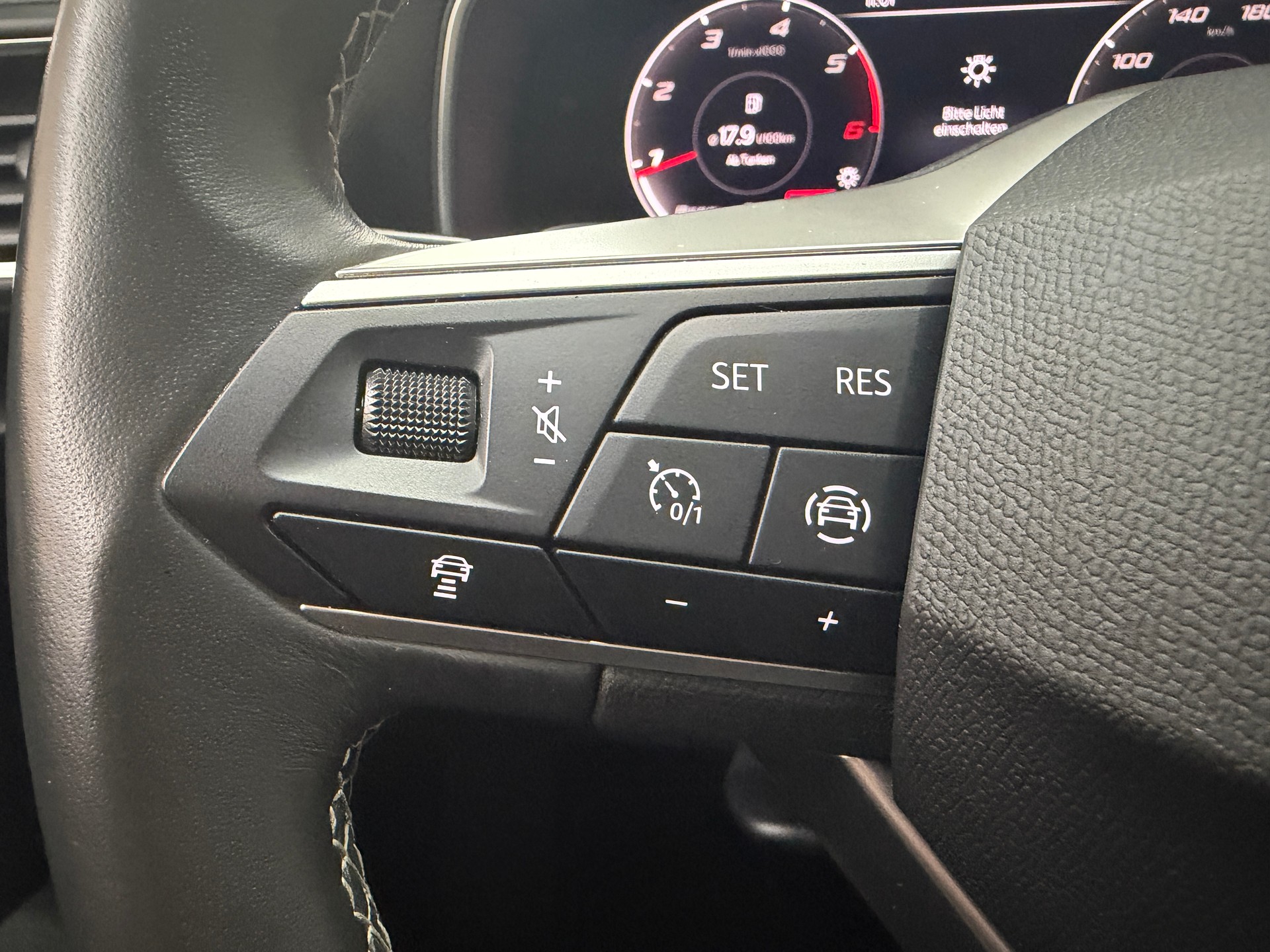 SEAT Leon ST 2.0 TDI EVO DSG Style-image-14