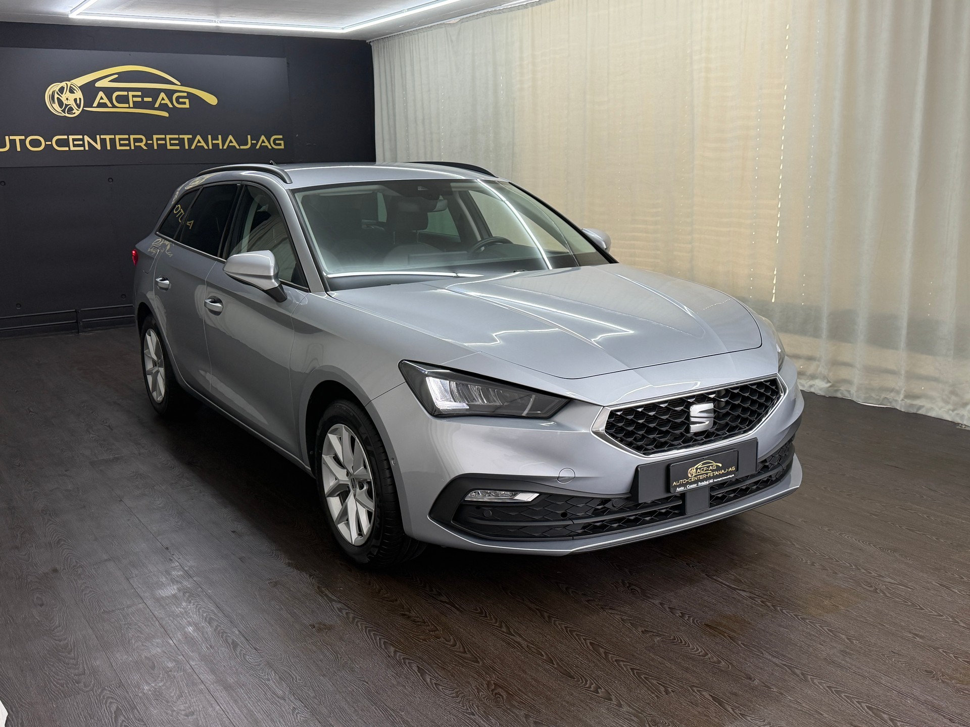 SEAT Leon ST 2.0 TDI EVO DSG Style-image-2