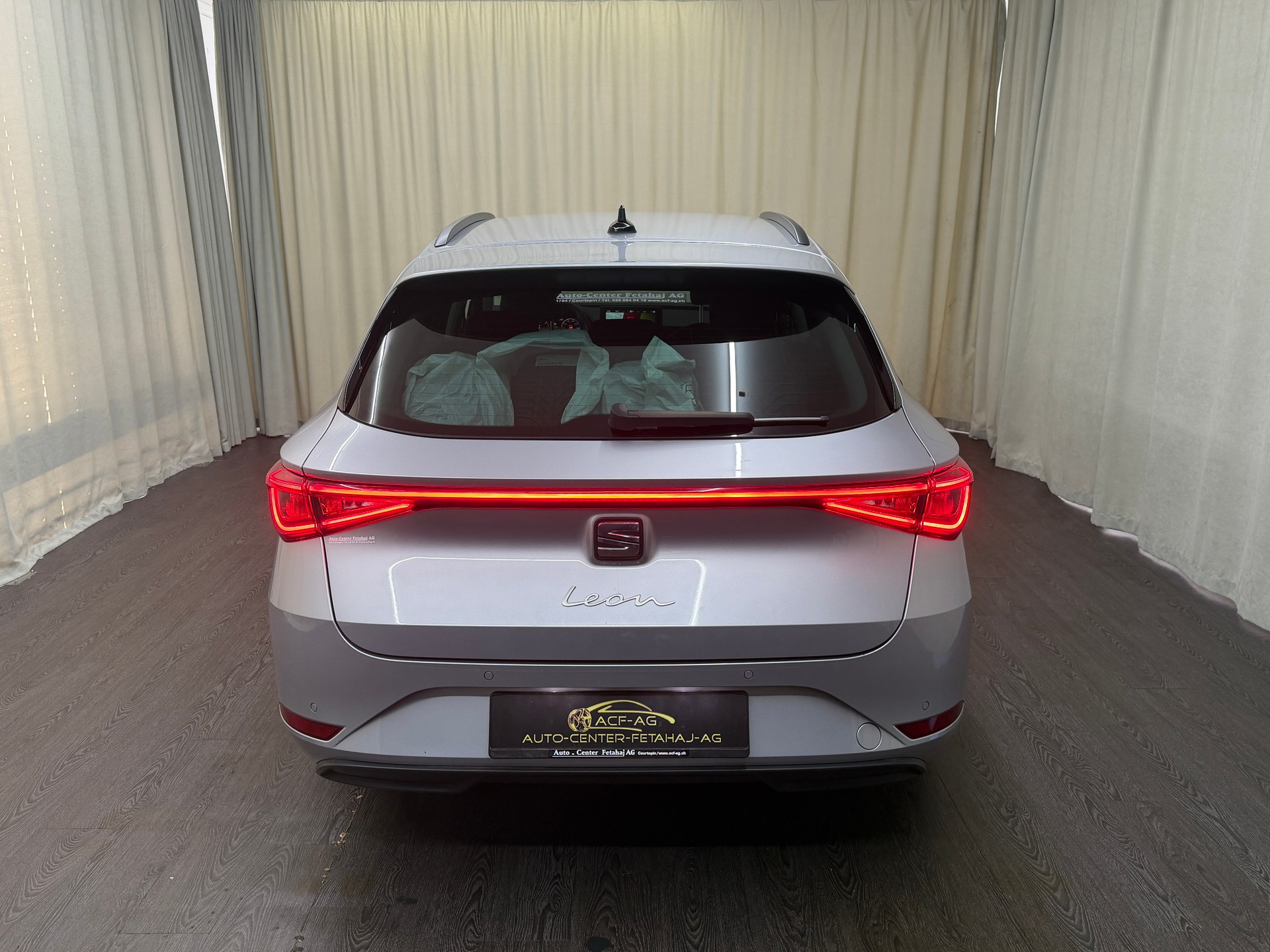 SEAT Leon ST 2.0 TDI EVO DSG Style-image-4