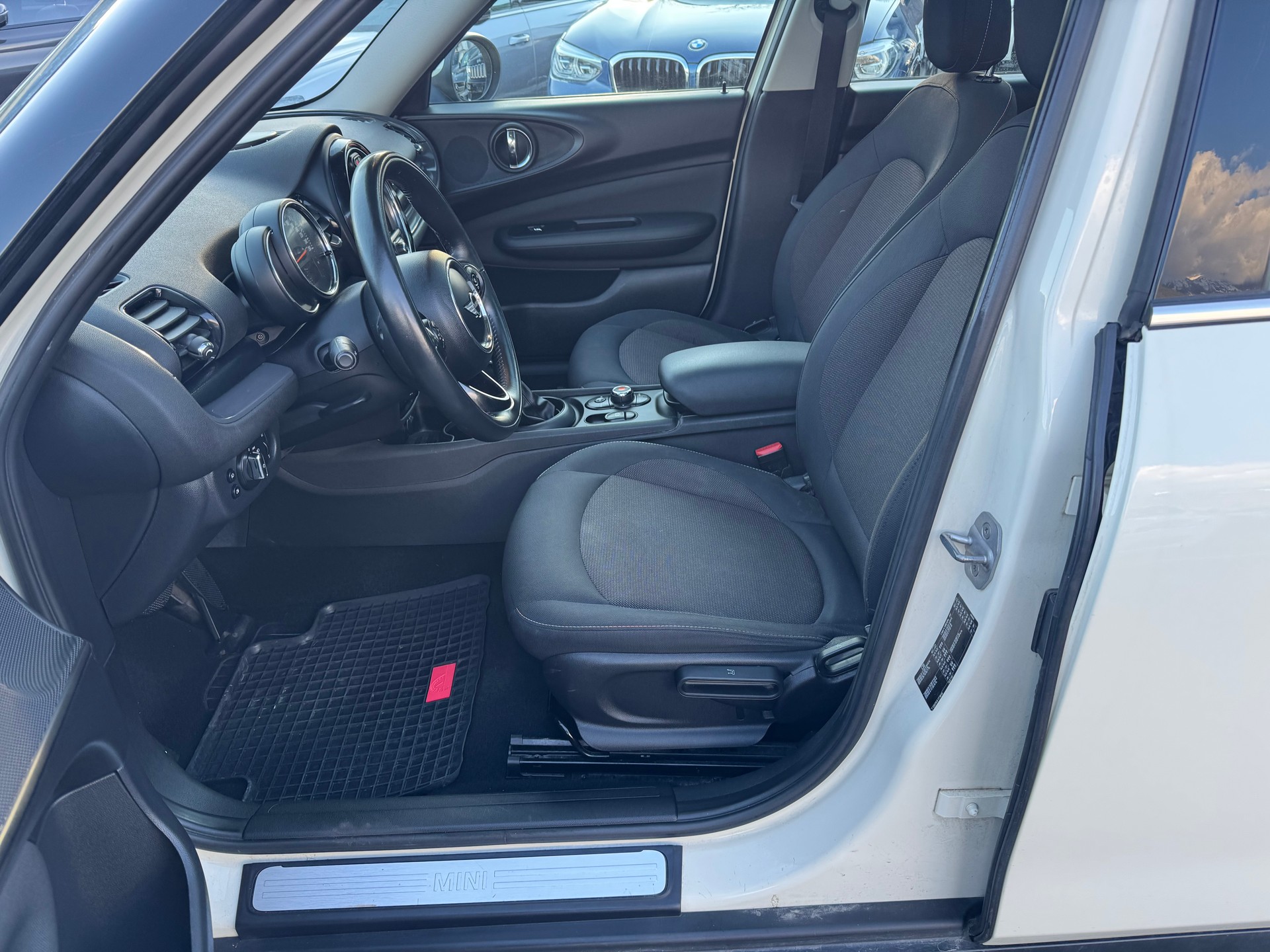 MINI Clubman Cooper Steptronic-image-10