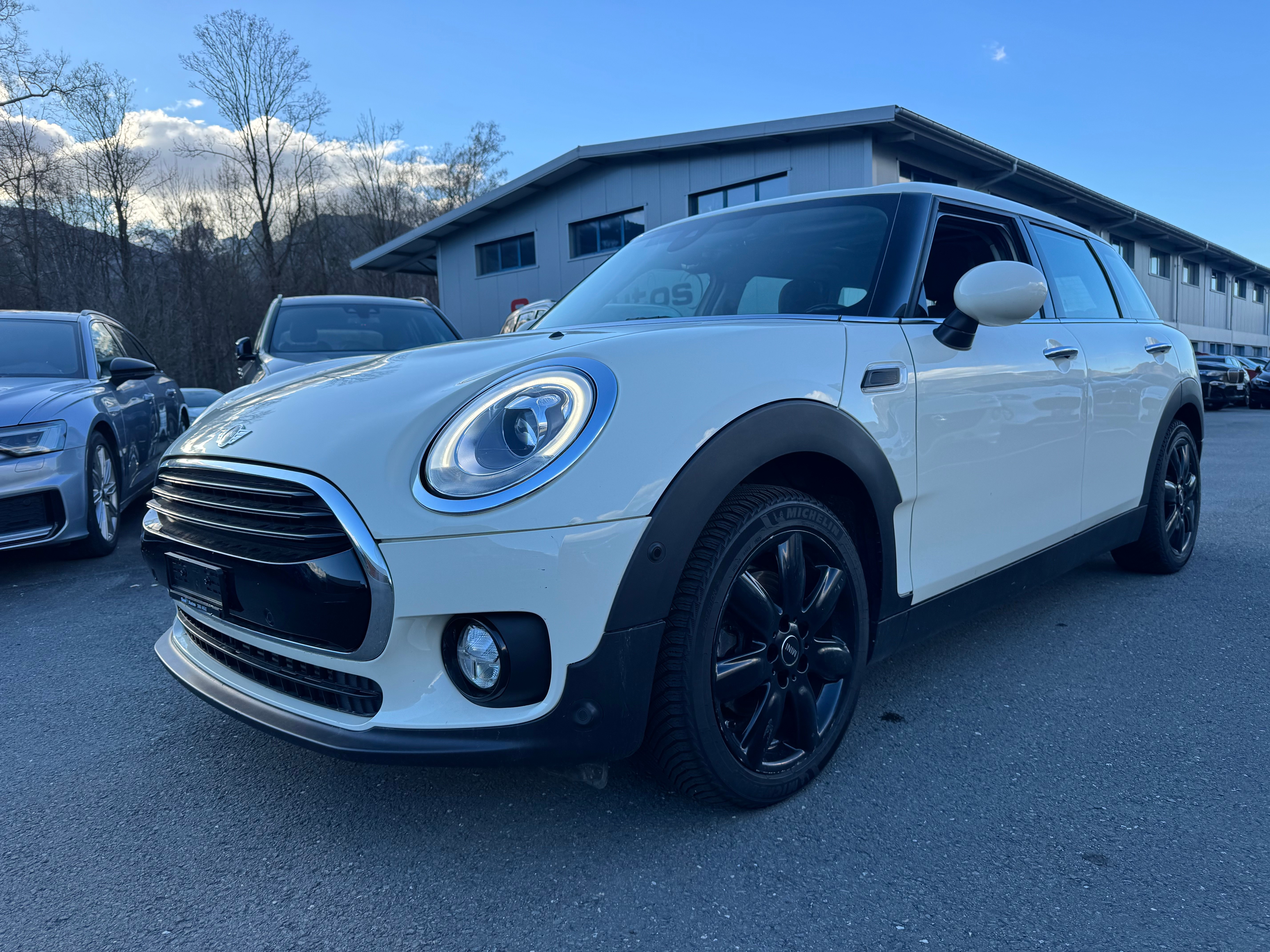 Car photo