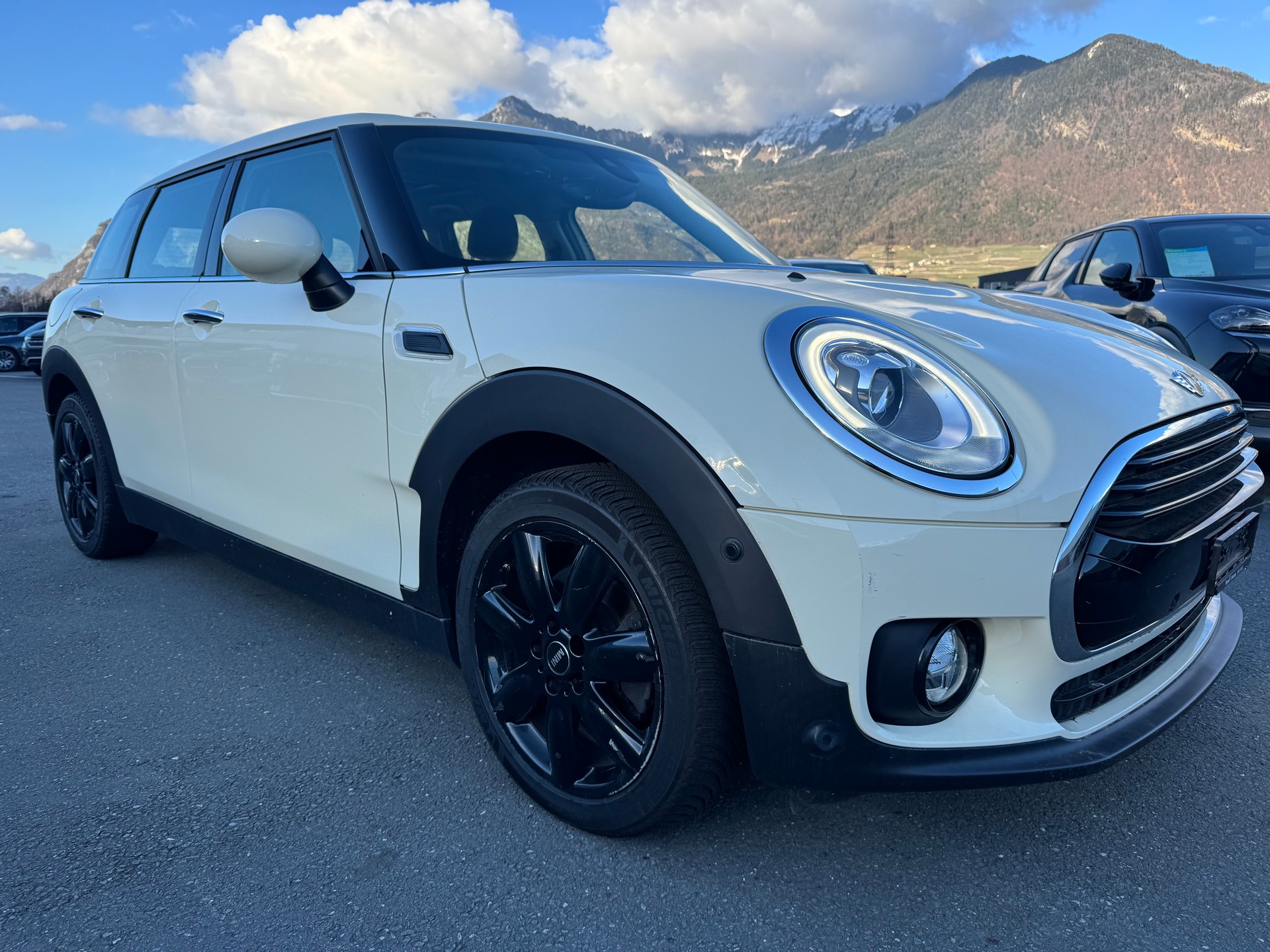 MINI Clubman Cooper Steptronic-showroom-element-2