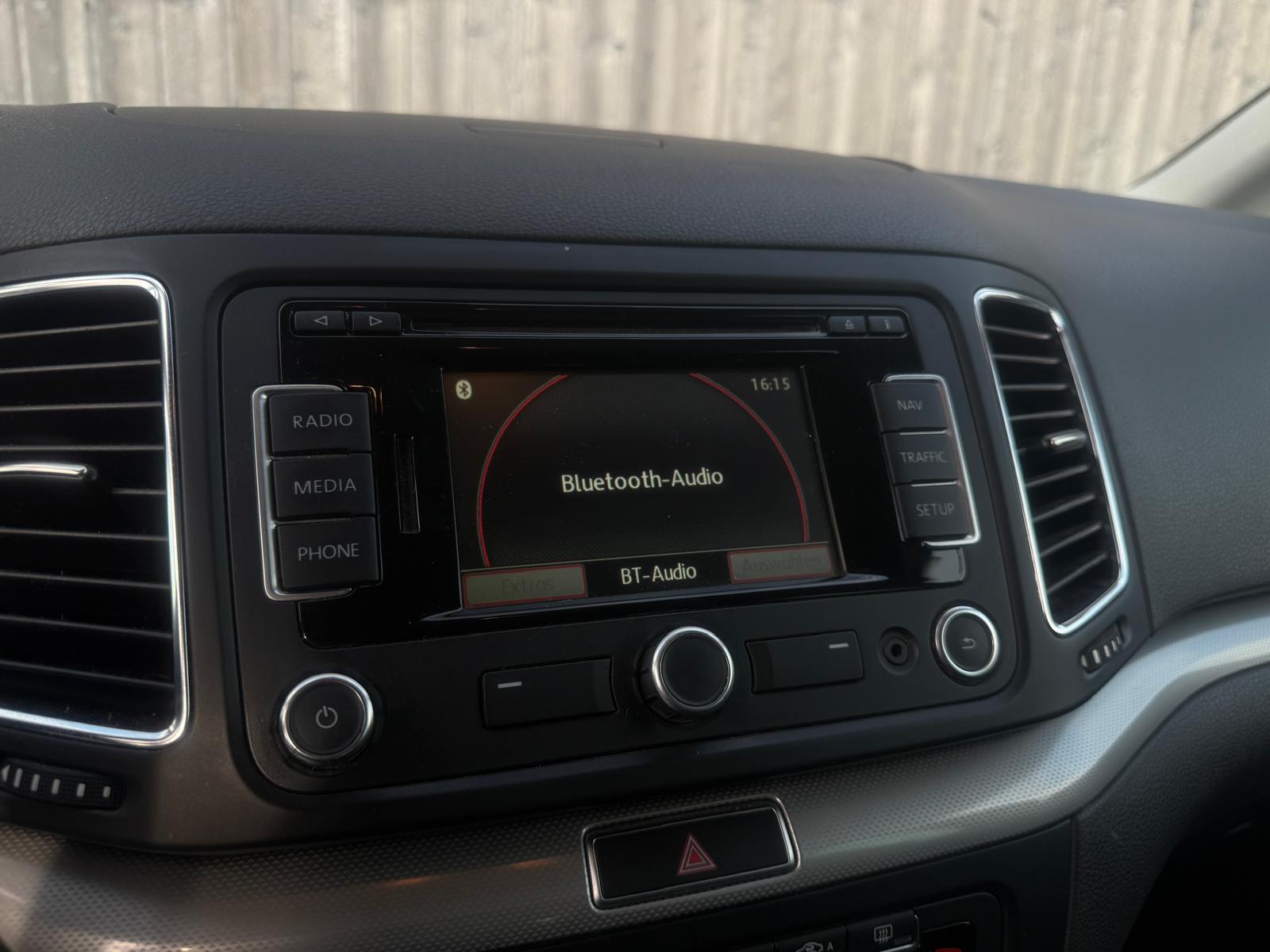 VW Sharan 2.0 TDI BMT Comfortline DSG-image-9