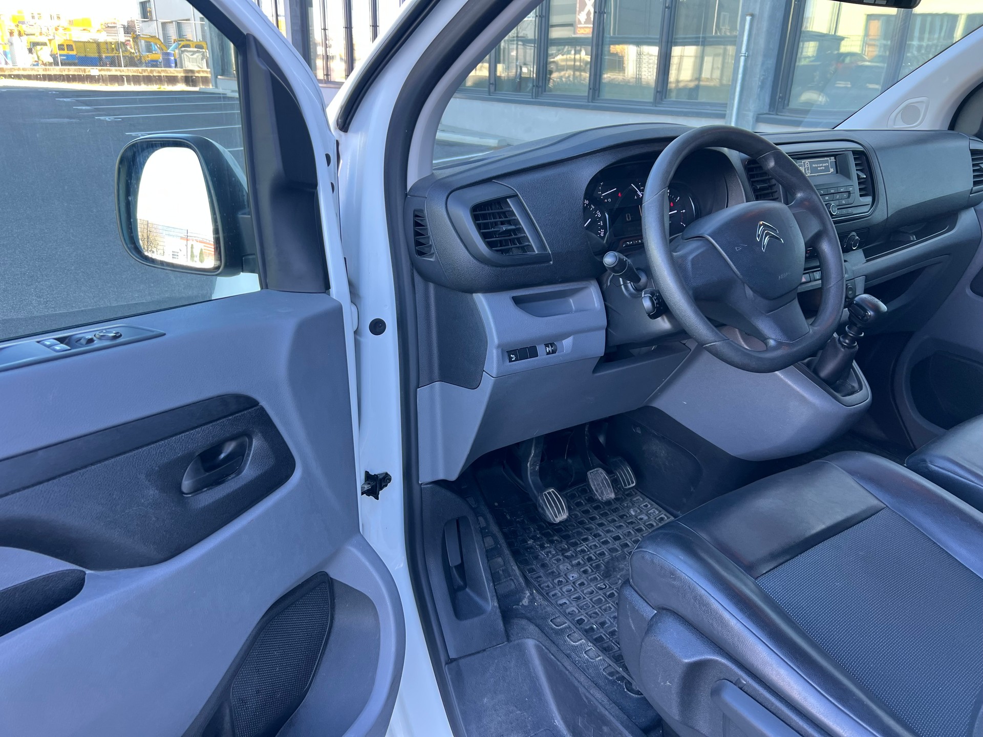 CITROEN Jumpy 2.0 BlueHDi 120 S&S M Komfort-image-8