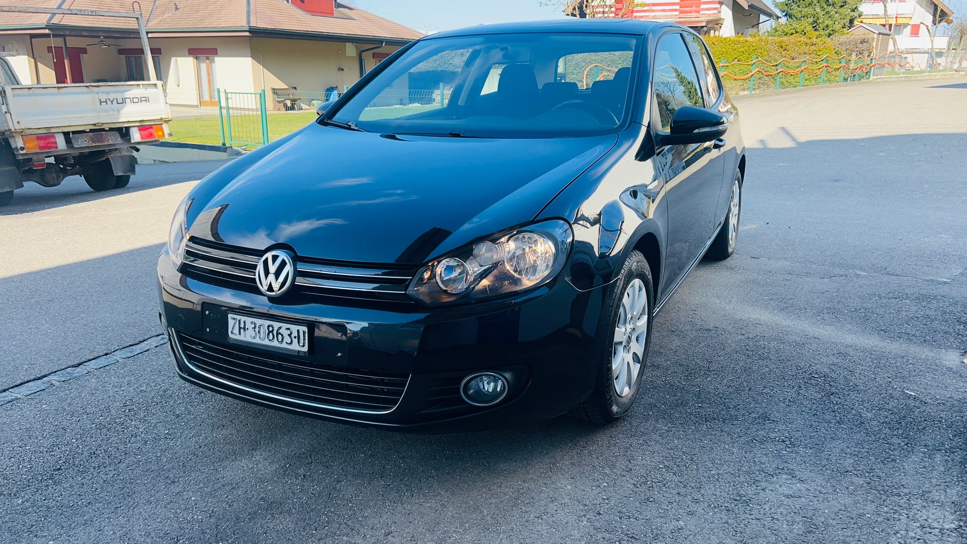 VW GOLF-image-1