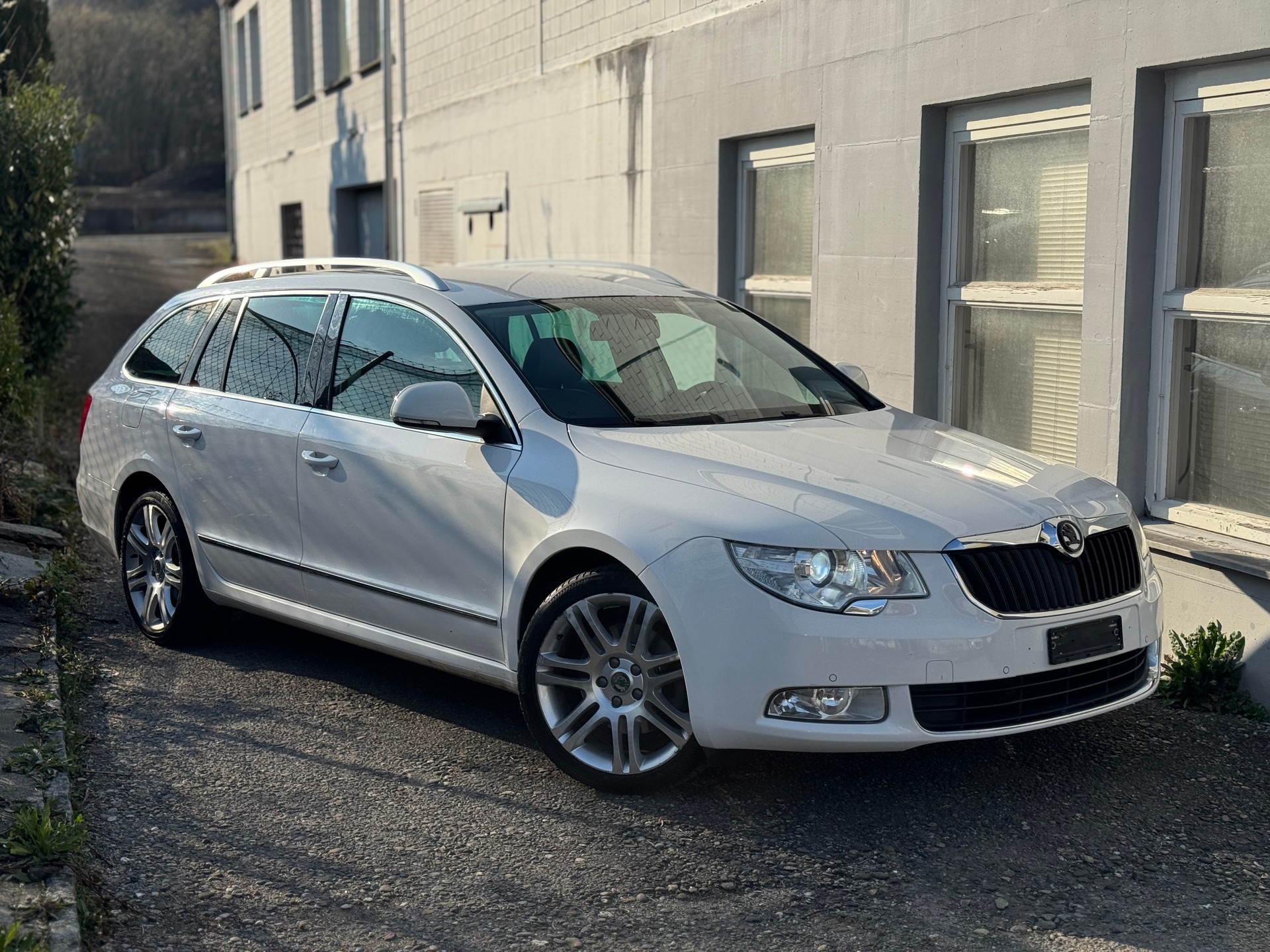 SKODA Superb Combi 2.0 TSI Elegance DSG