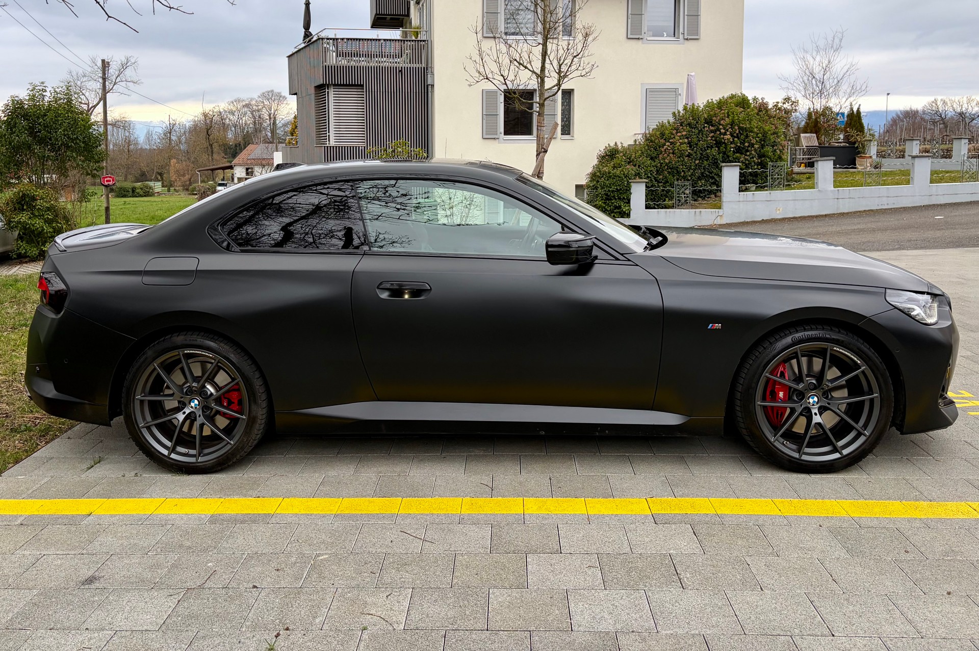 BMW M240i xDrive M Sport Pro Steptronic-image-2