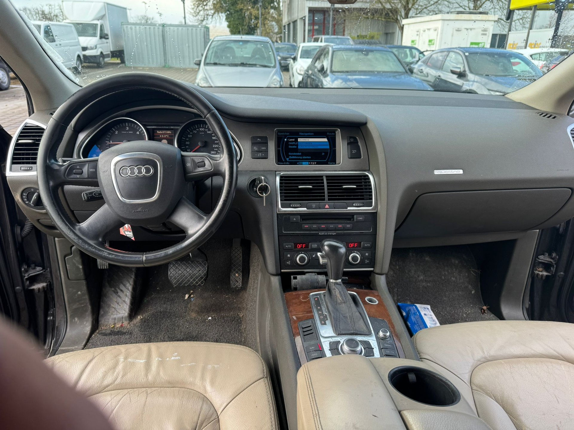 AUDI Q7 3.0 TDI quattro tiptronic-image-12