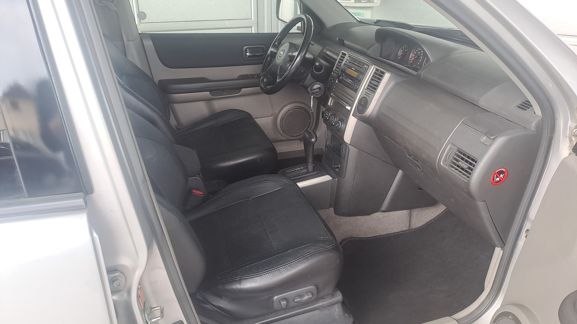 NISSAN X-Trail 2.5 16V SE 4WD-image-13