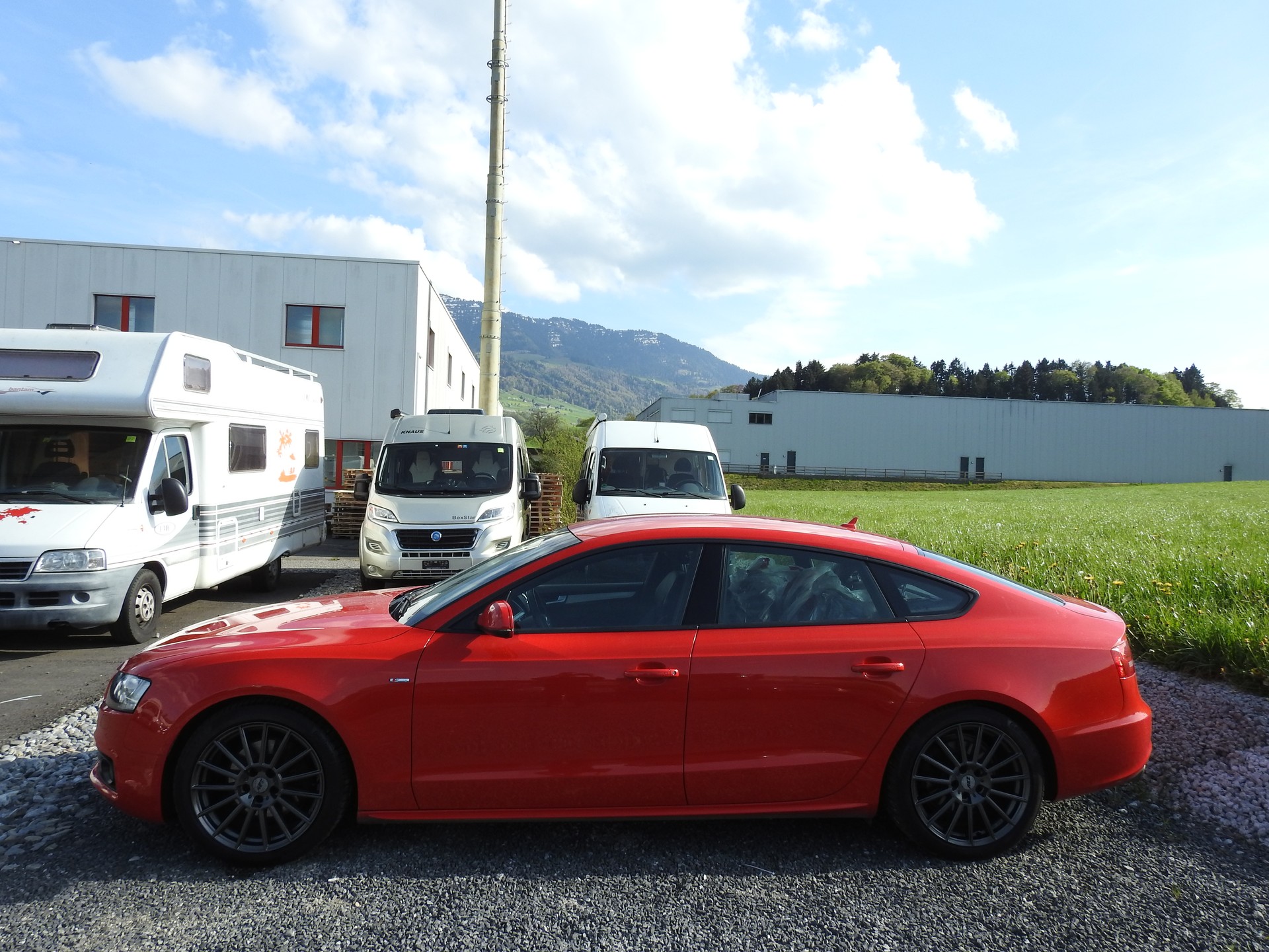 AUDI A5 Sportback 2.0 TFSI quattro S-tronic S-Line-image-2