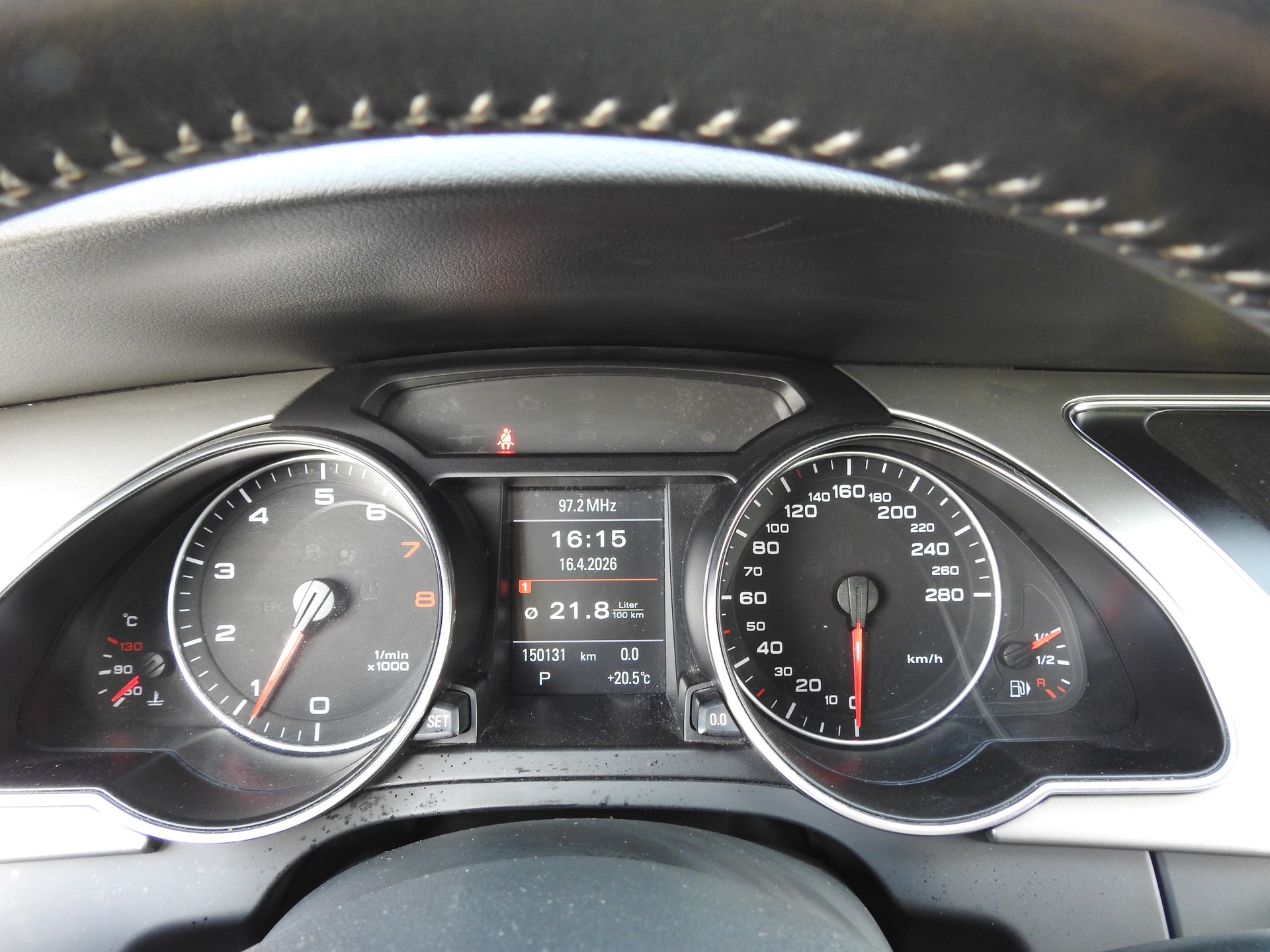 AUDI A5 Sportback 2.0 TFSI quattro S-tronic S-Line-image-25