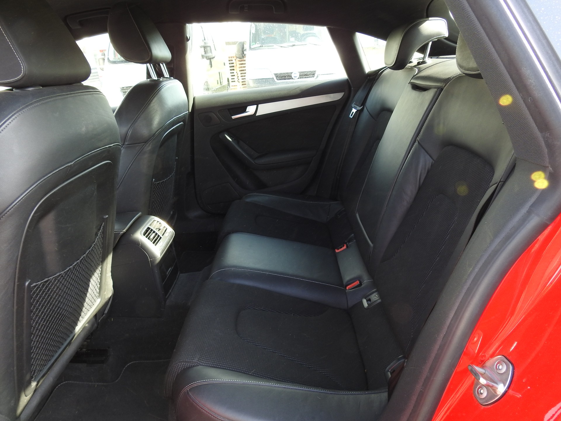 AUDI A5 Sportback 2.0 TFSI quattro S-tronic S-Line-image-15