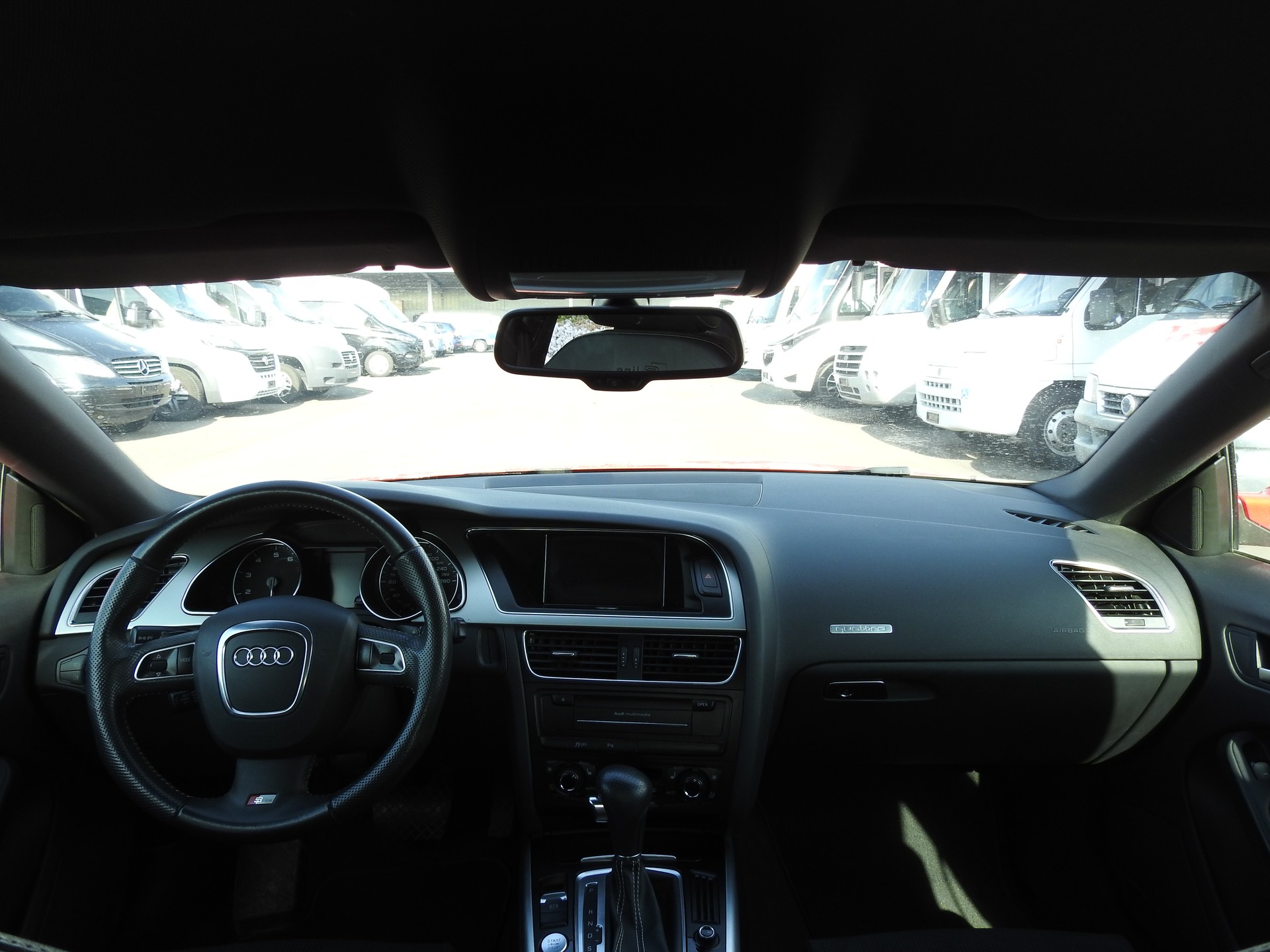 AUDI A5 Sportback 2.0 TFSI quattro S-tronic S-Line-image-17
