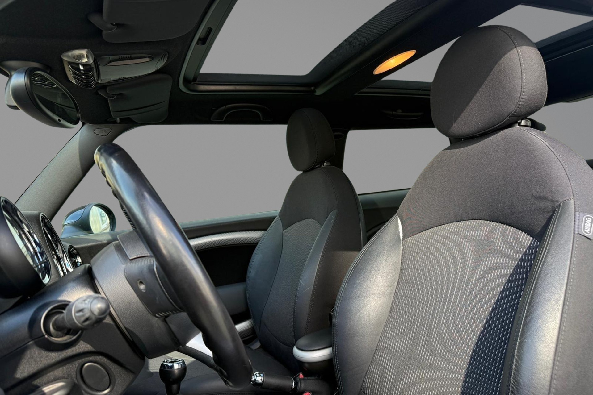 MINI Cooper S-image-10