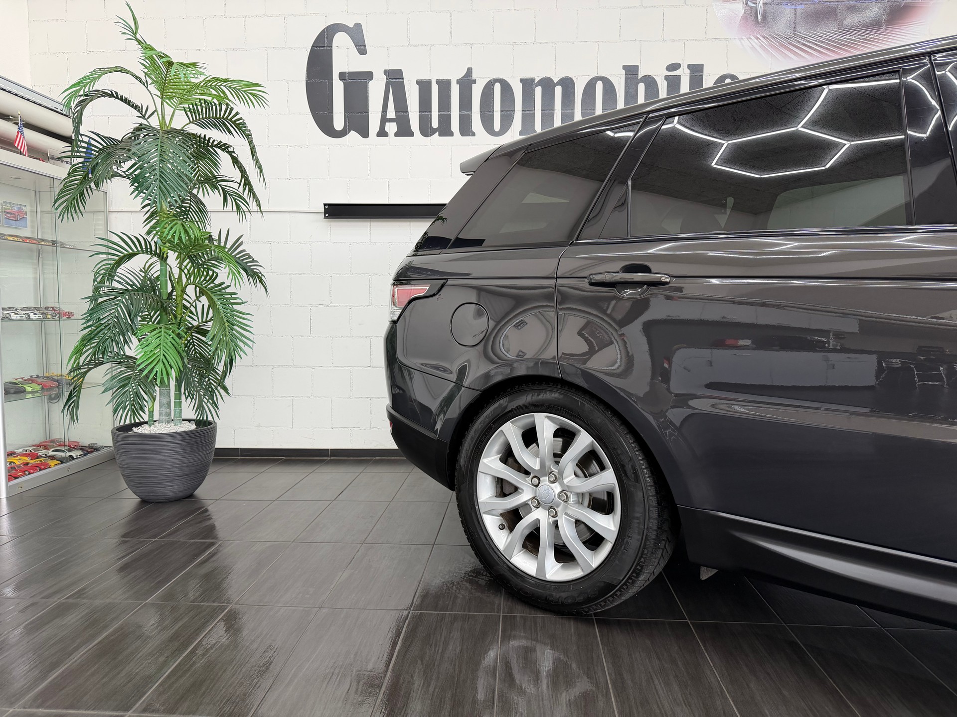 LAND ROVER Range Rover Sport 3.0 SDV6 HSE Automatic⭐️-showroom-element-3