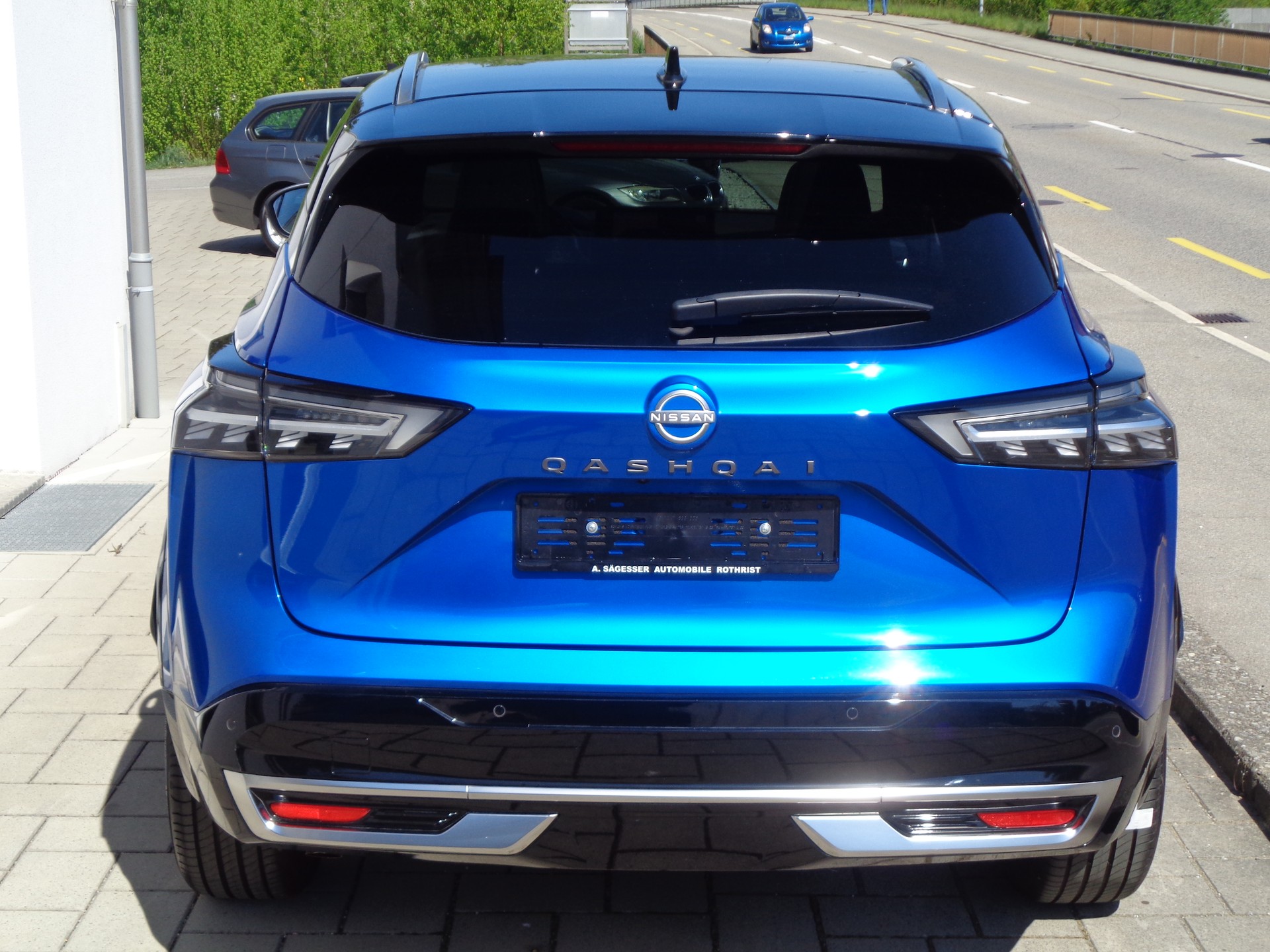 NISSAN Qashqai 1.3 DIG-T MHEV Tekna+ Xtronic 4x4-image-5