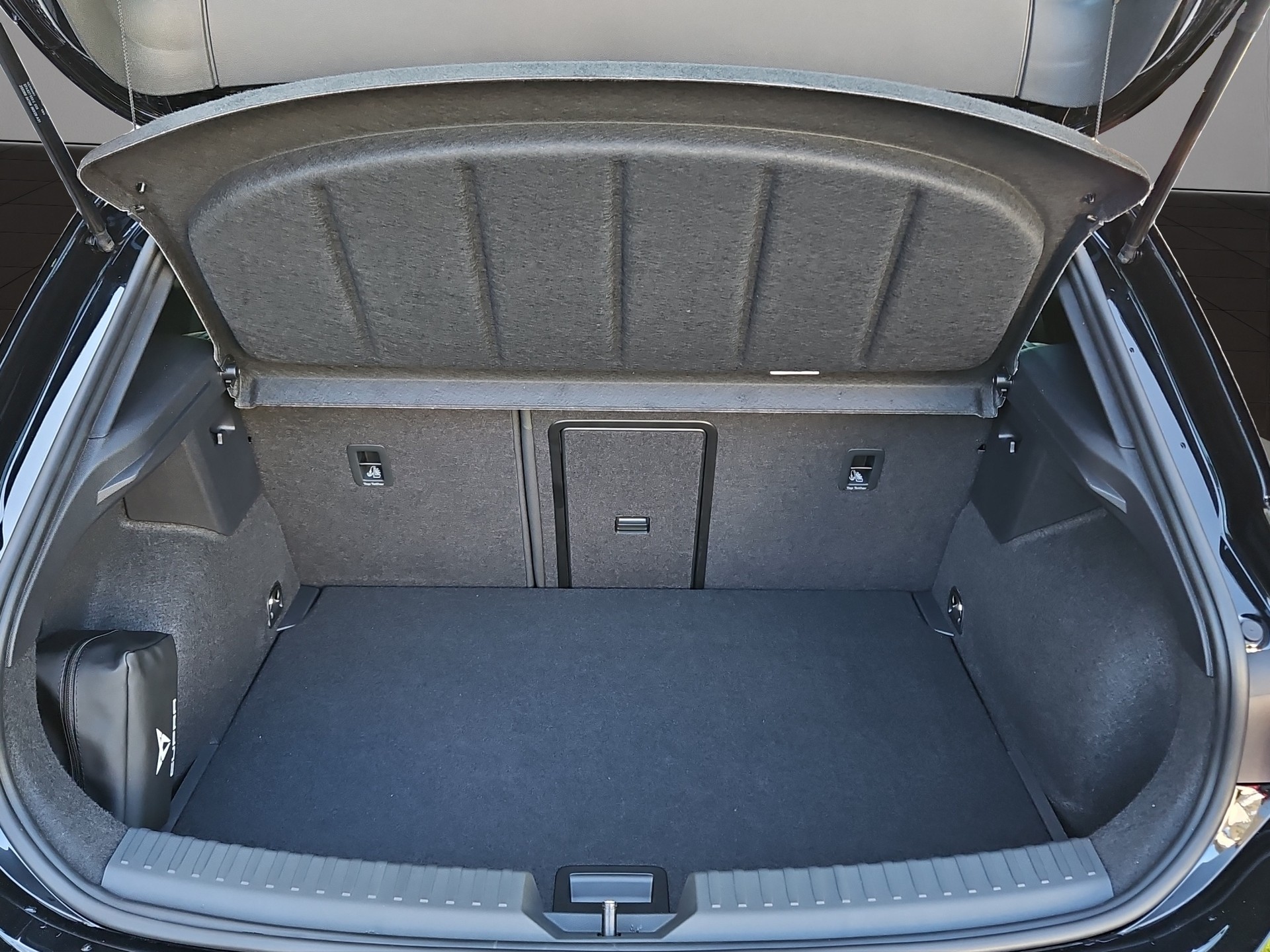 CUPRA LEON 2.0 TSI Prime Edition VZ DSG-image-8