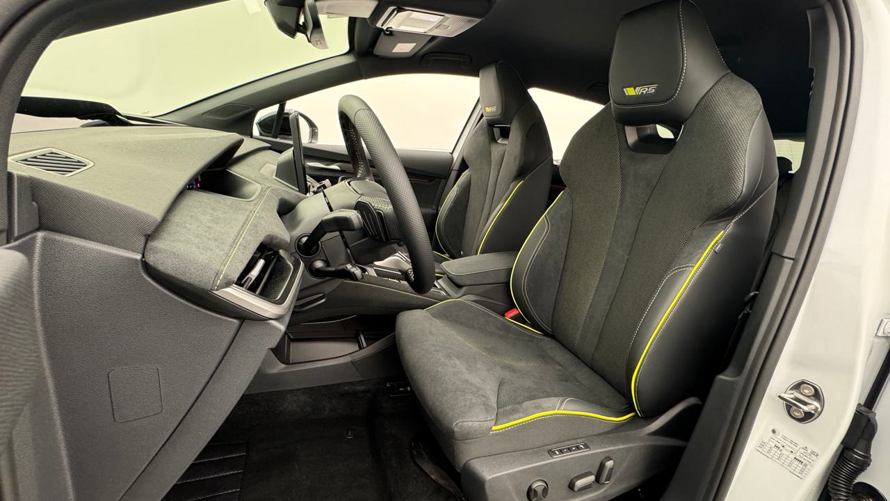SKODA Enyaq 4x4 RS-image-4