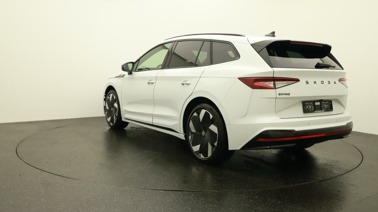 SKODA Enyaq 4x4 RS-image-3