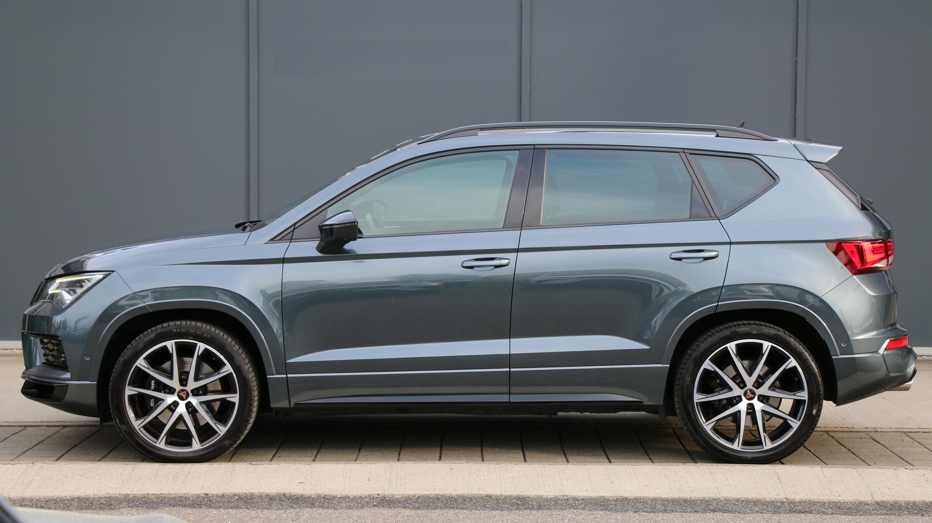 CUPRA Ateca 2.0TSI 4Drive-image-2