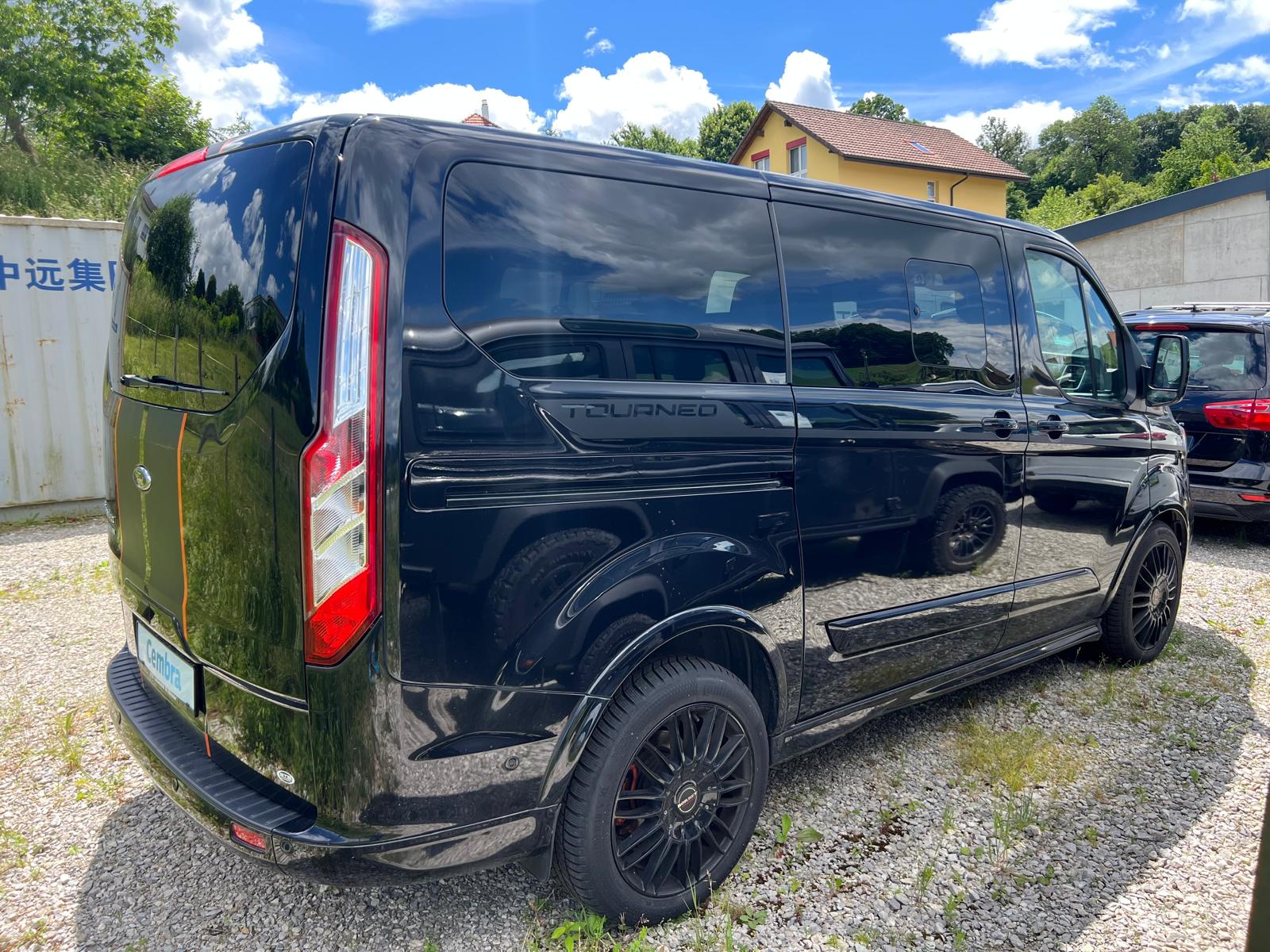 FORD Tourneo Custom 320 L1H1 Titanium A-image-2