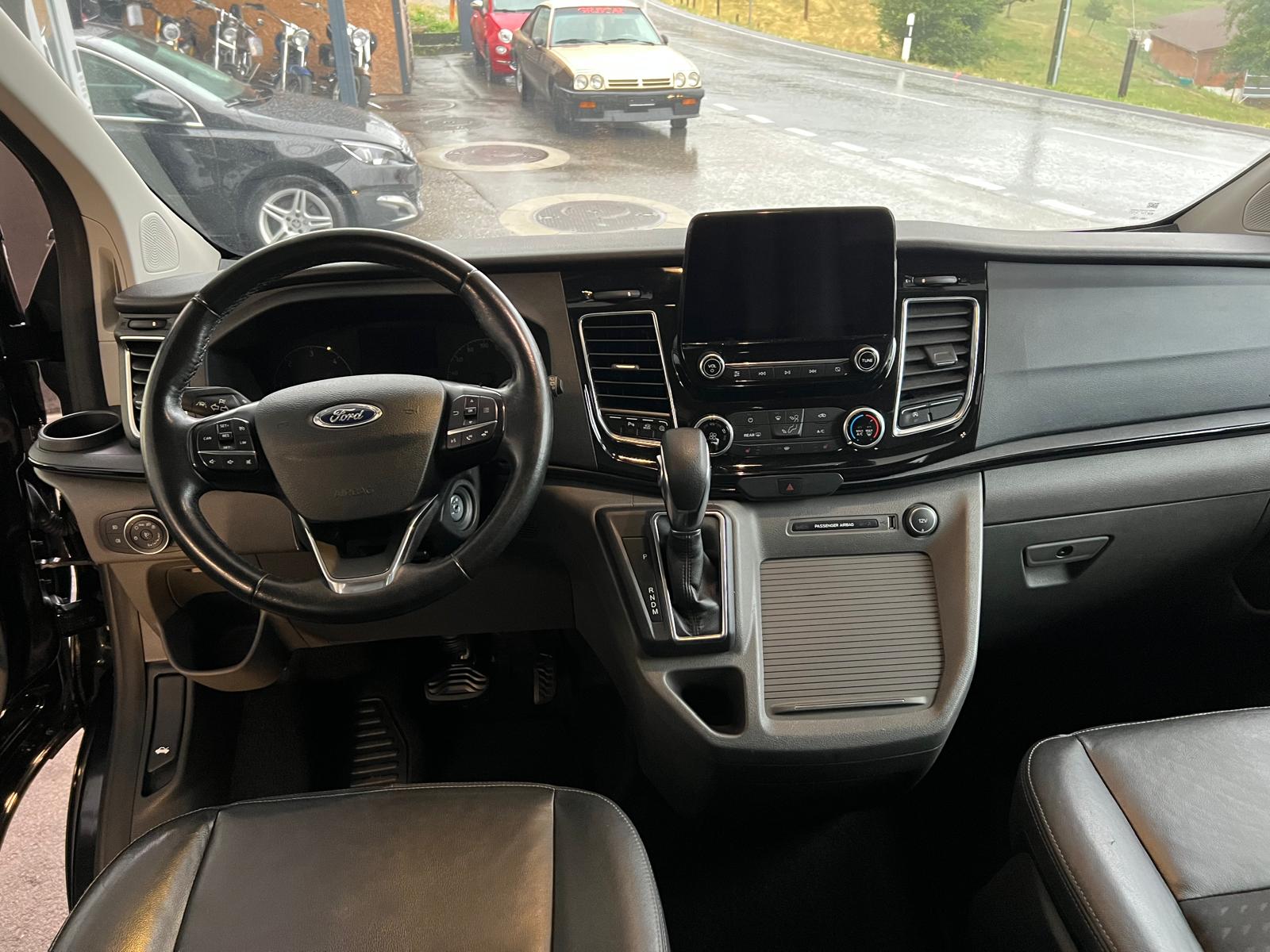 FORD Tourneo Custom 320 L1H1 Titanium A-image-7