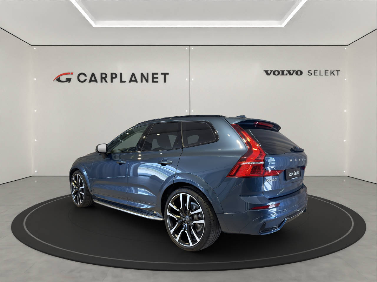 VOLVO XC60 2.0 T8 TE Ultimate Dark eAWD-image-2