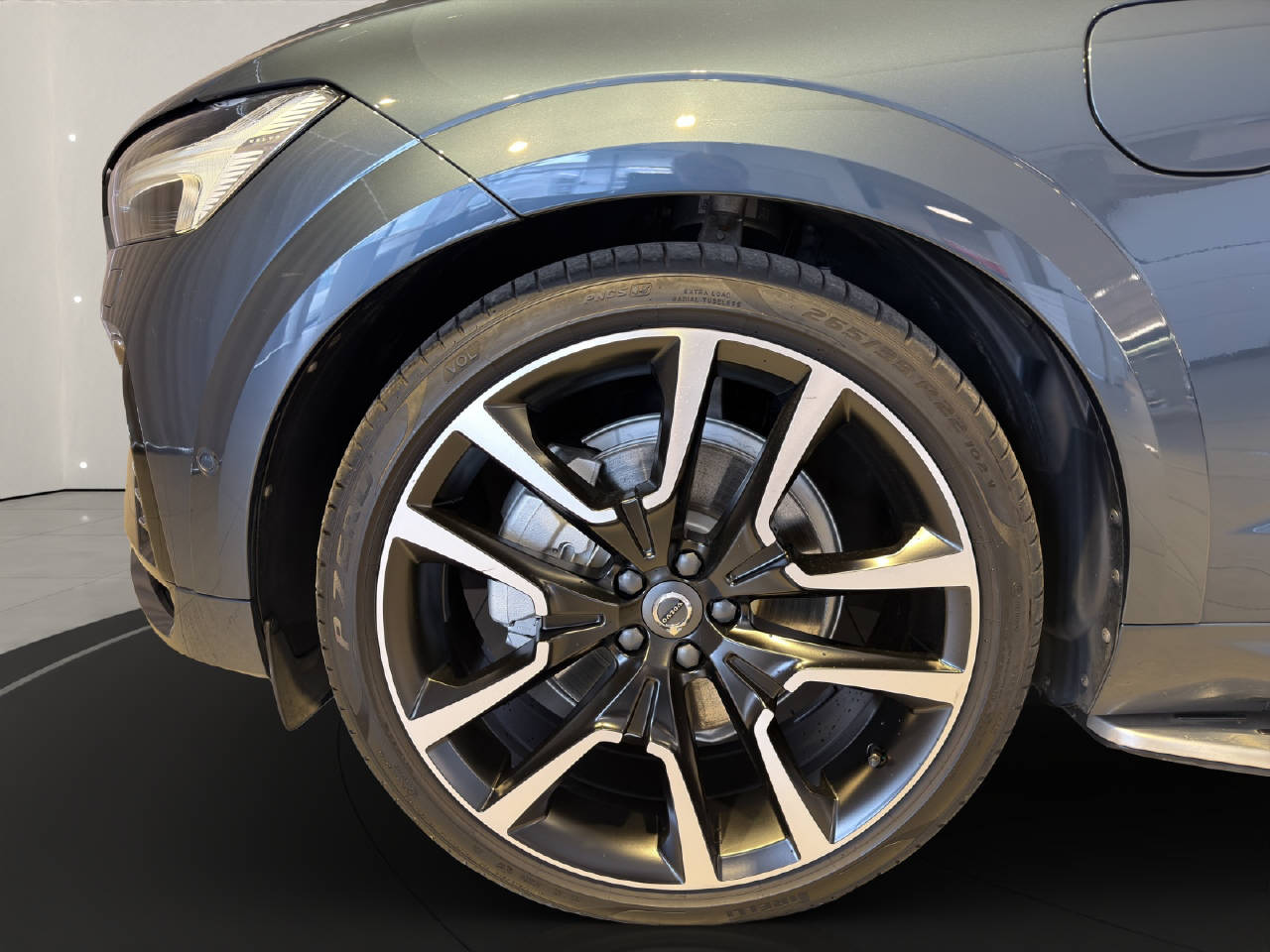 VOLVO XC60 2.0 T8 TE Ultimate Dark eAWD-image-14