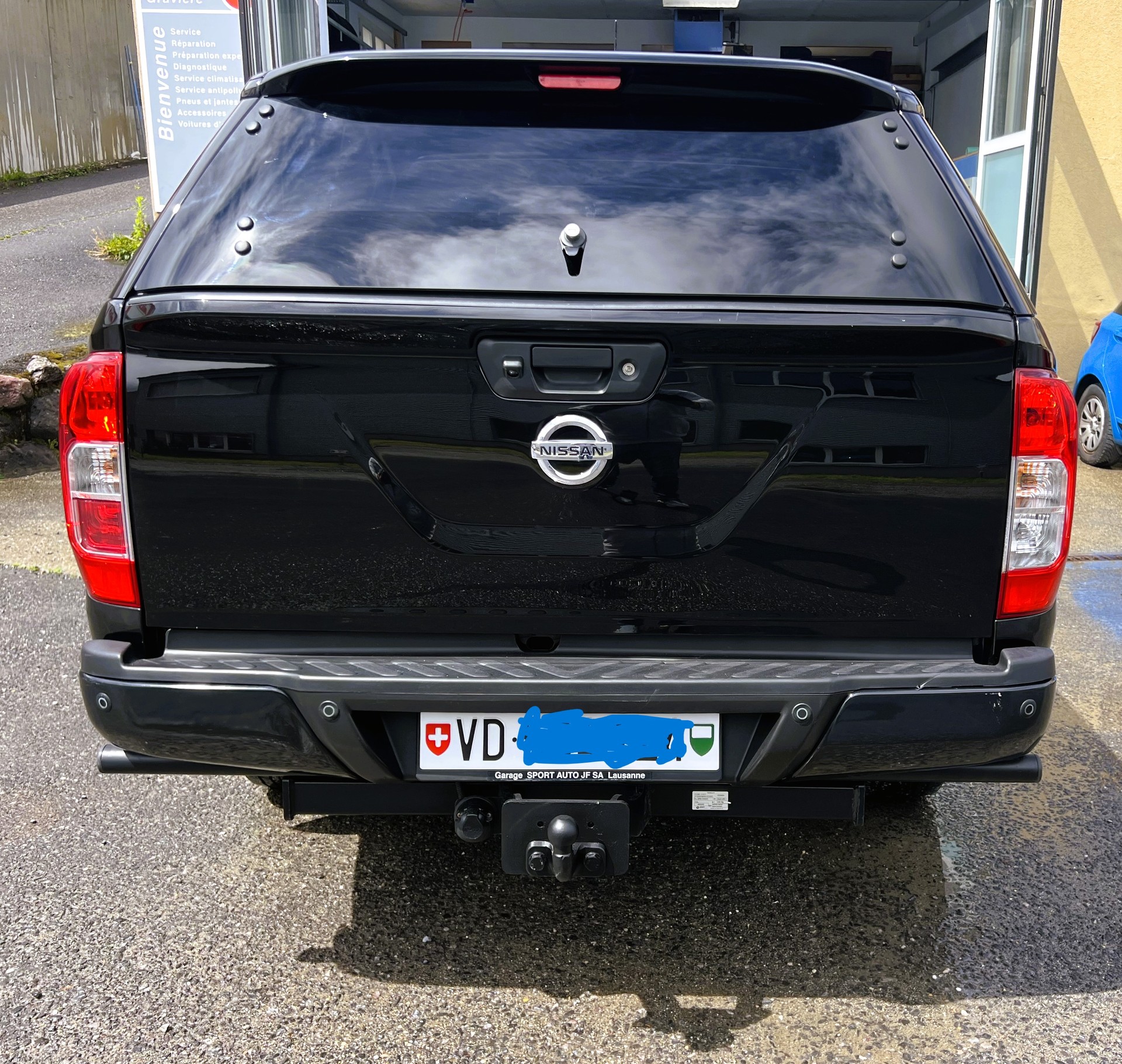 NISSAN NAVARA N-Guard-image-3