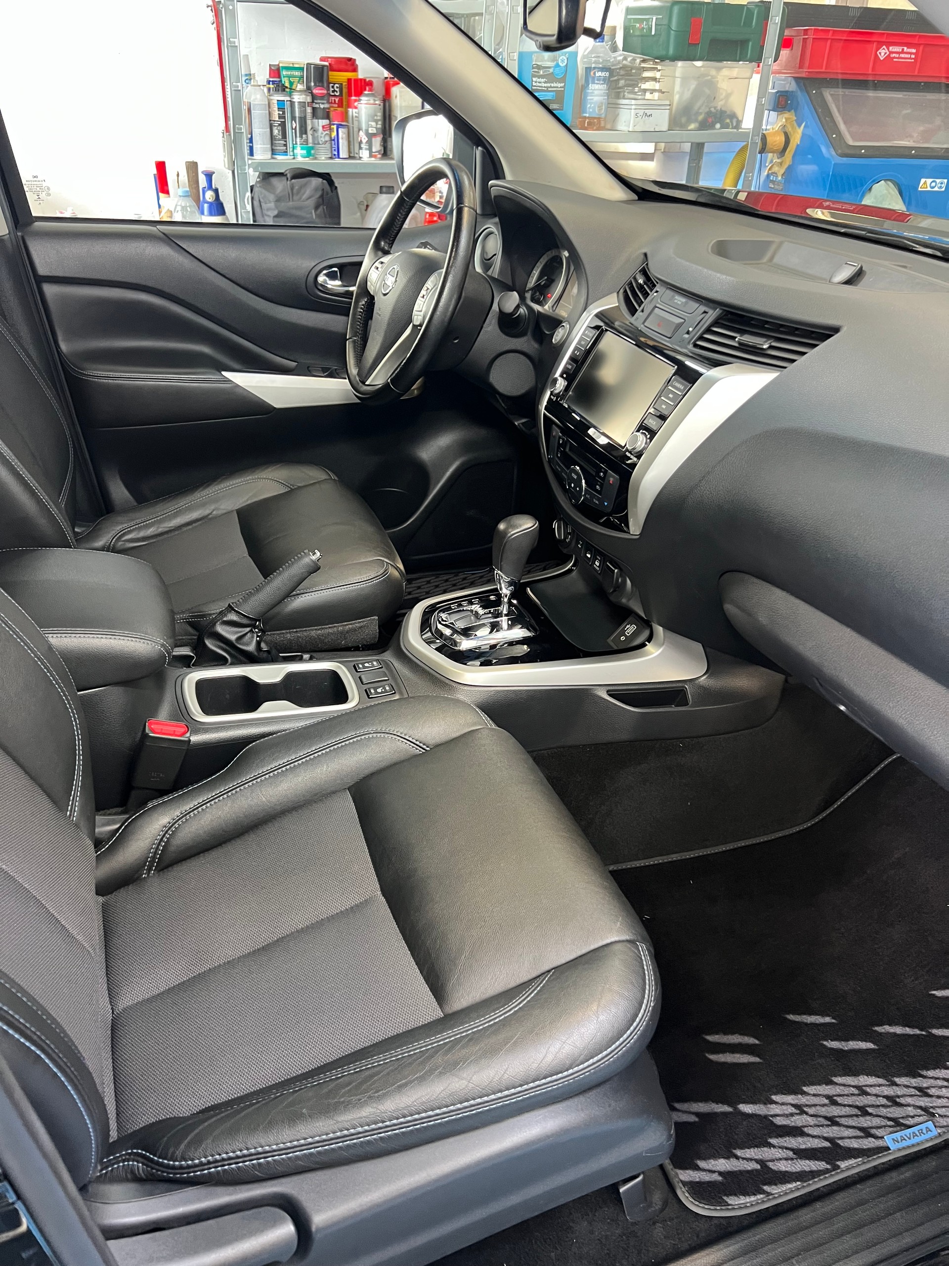 NISSAN NAVARA N-Guard-image-14