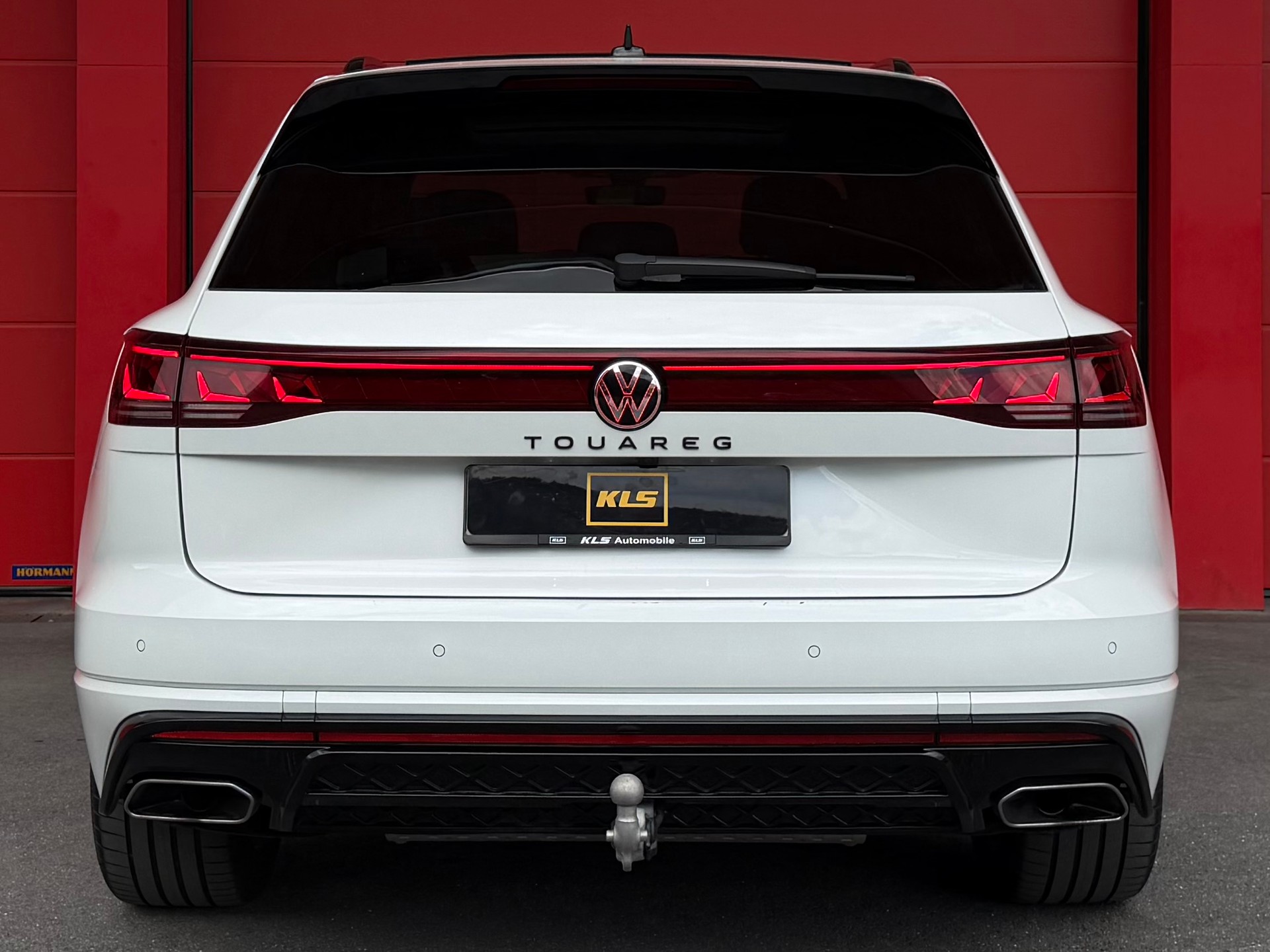 VW Touareg 3.0 TSI R-Line Tiptronic-image-4