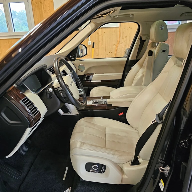 LAND ROVER Range Rover 4.4 SDV8 Vogue Automatic-image-6