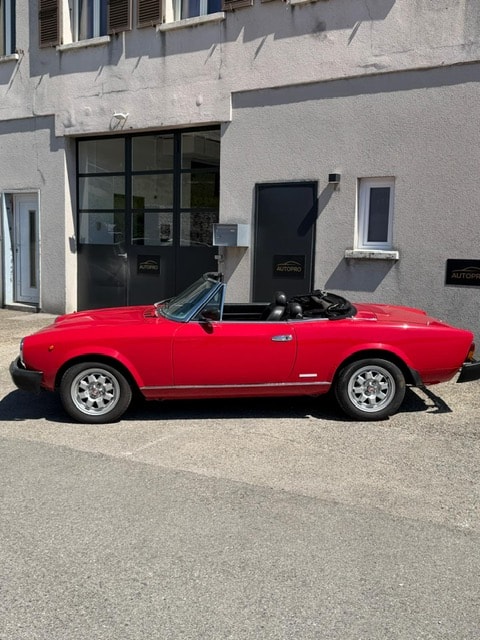 PININFARINA 124 Spyder DS-image-3