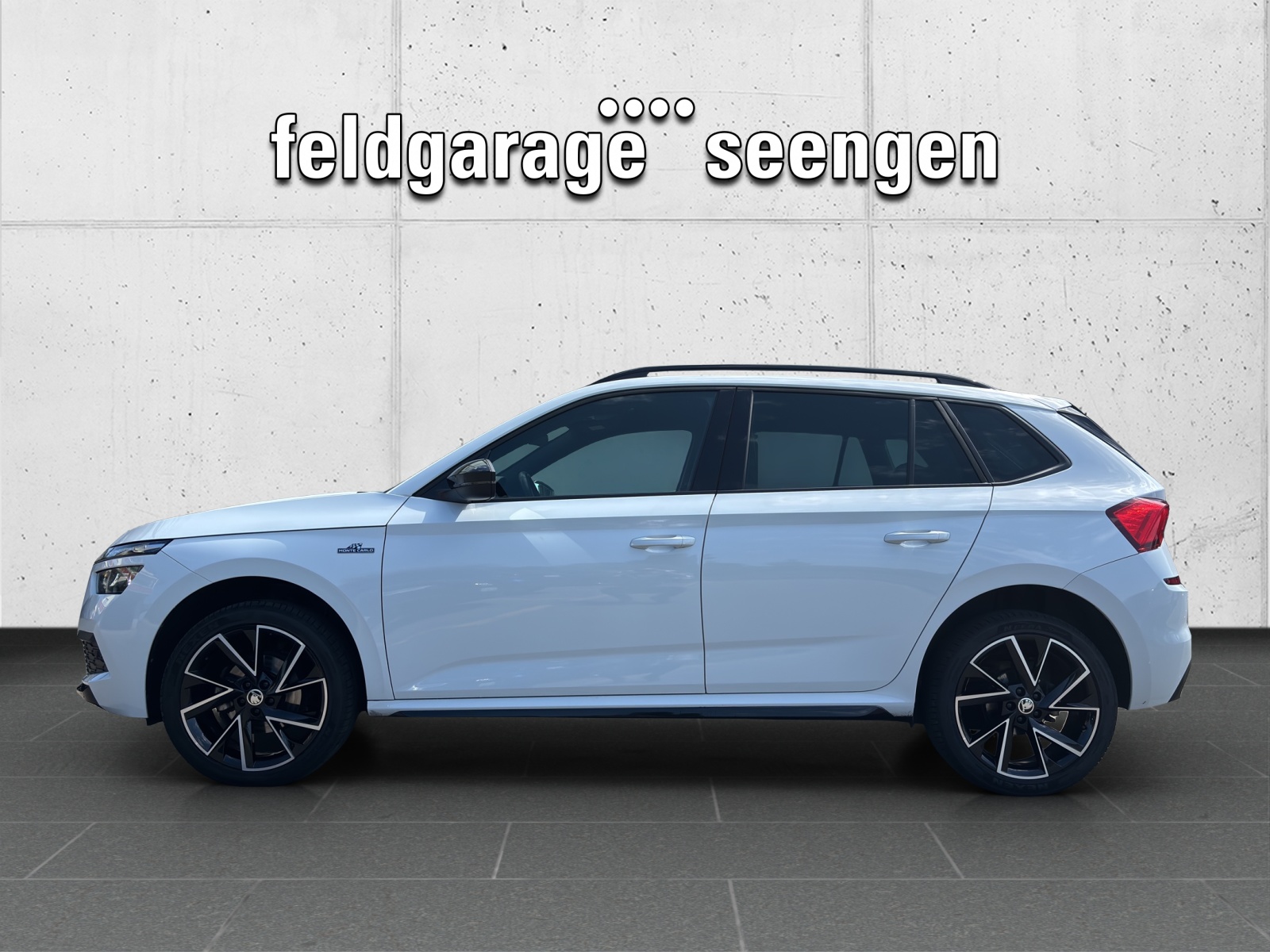 SKODA Kamiq 1.5 TSI ACT Monte Carlo DSG mit Anhängervorrichtung elektr. anklappbar & Panoramadach-showroom-element-1