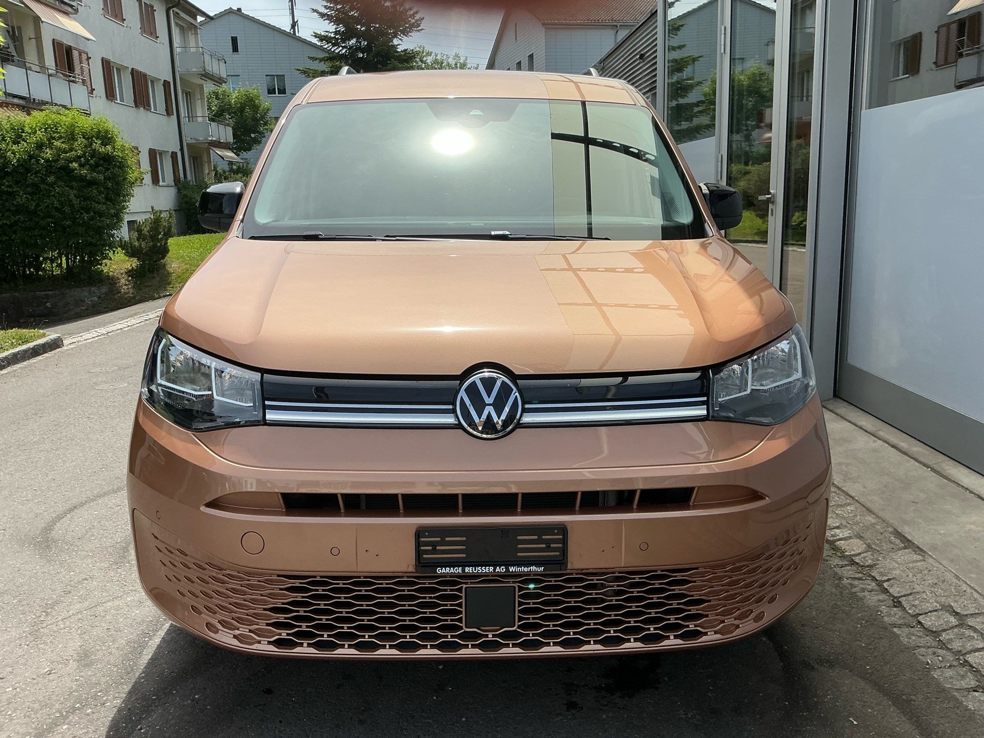 VW Caddy 2.0 TDI DSG LIFE *** NAVI DISCOVER & RÜCKFAHRKAMERA ***-showroom-element-1