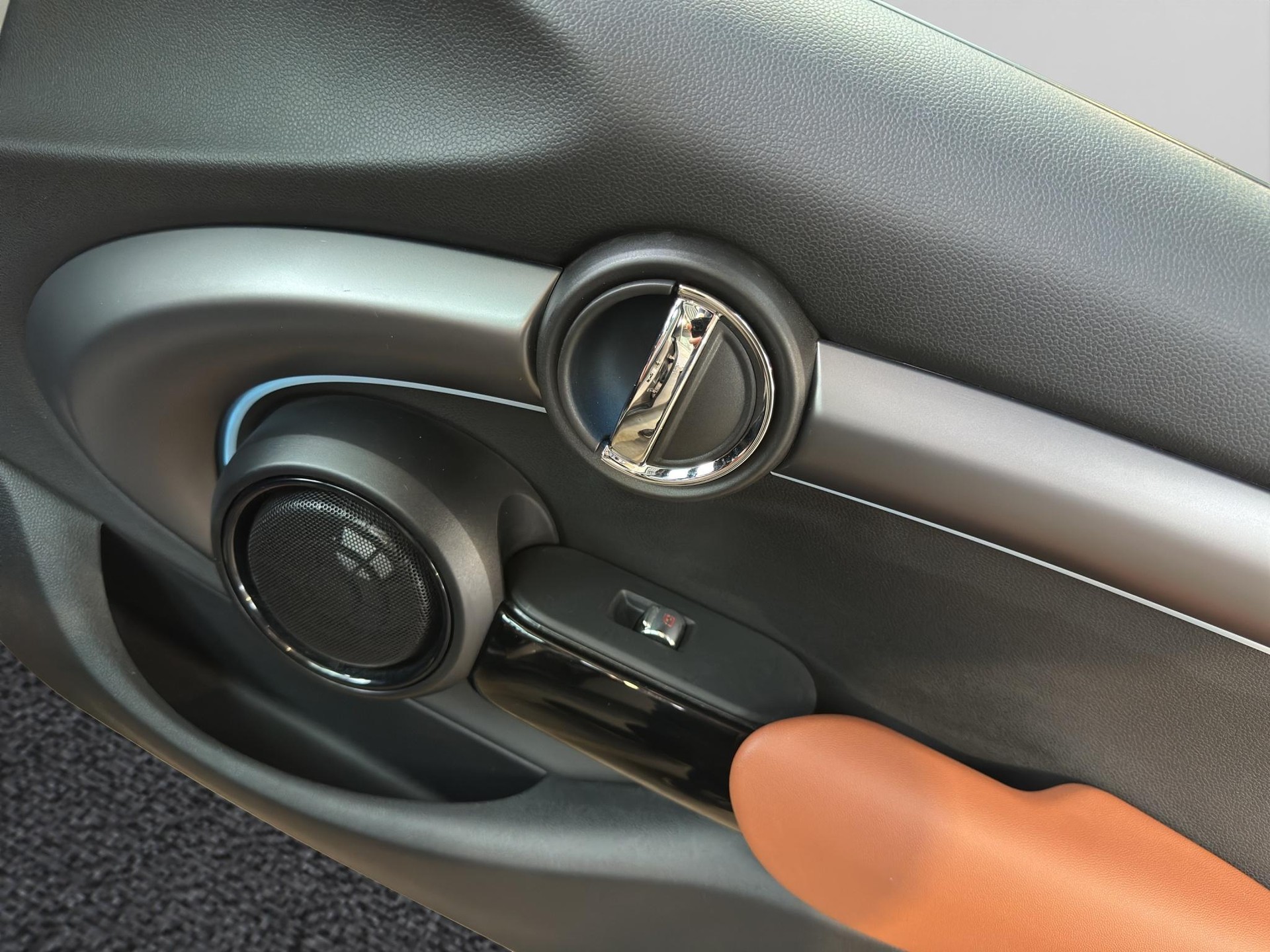 MINI Cooper S 5door-image-18