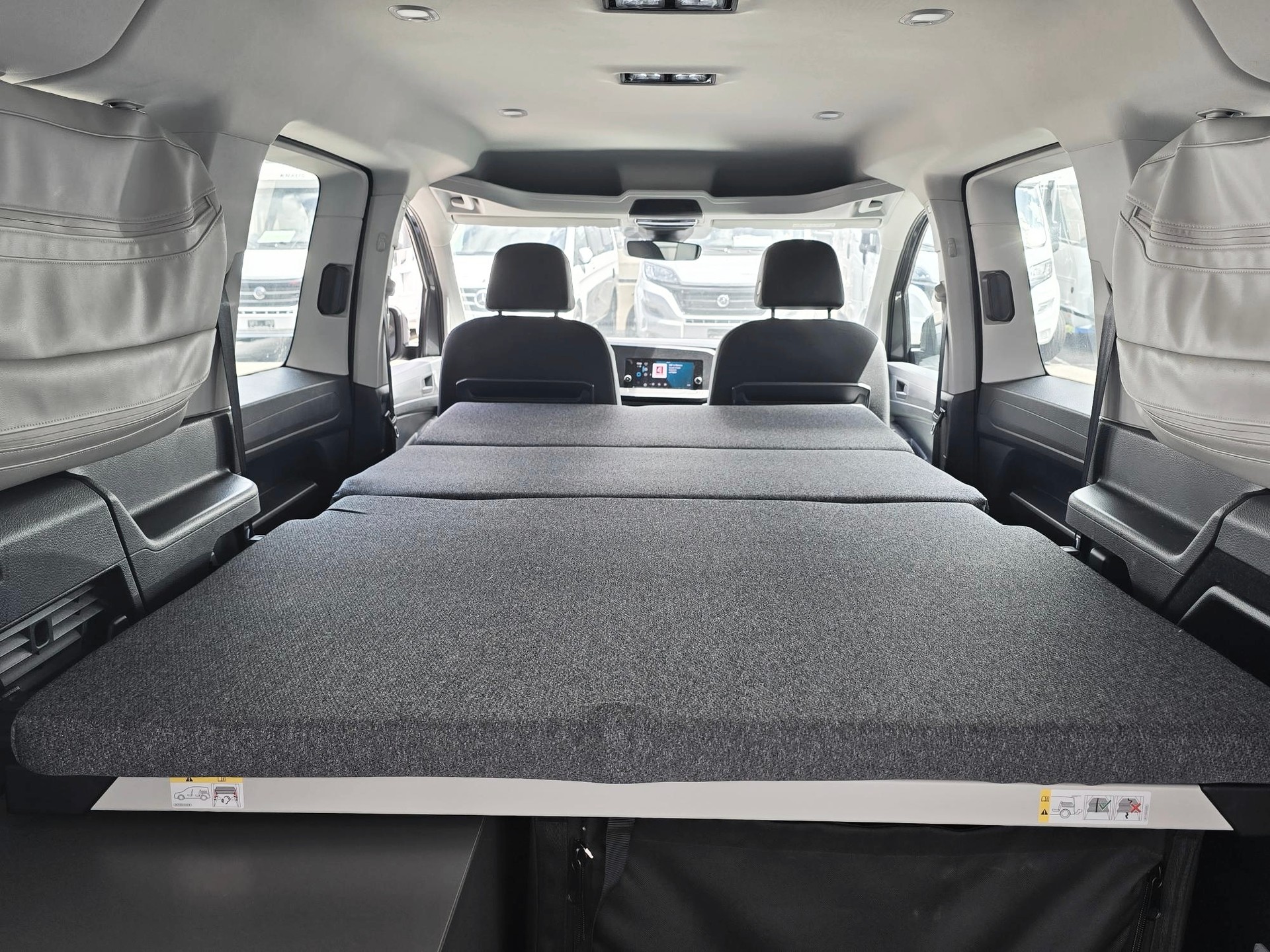 VW CADDY CALIFORNIA SPIRIT MAXI 1,5 TSI DSG-image-5