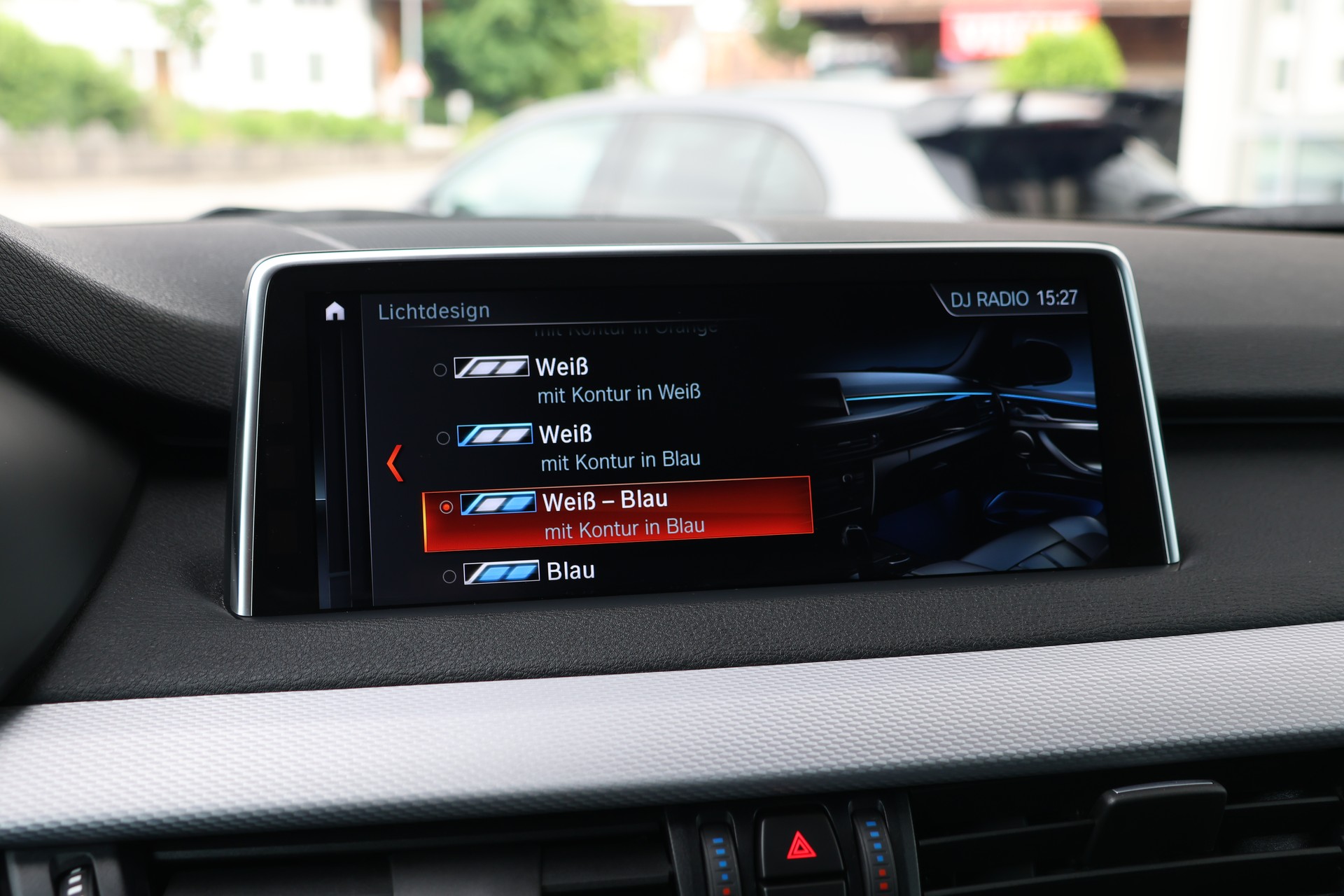 BMW X5 xDrive 40d Steptronic M-Sport 7 Plätzer + 3.5T AHK (CH)-image-23