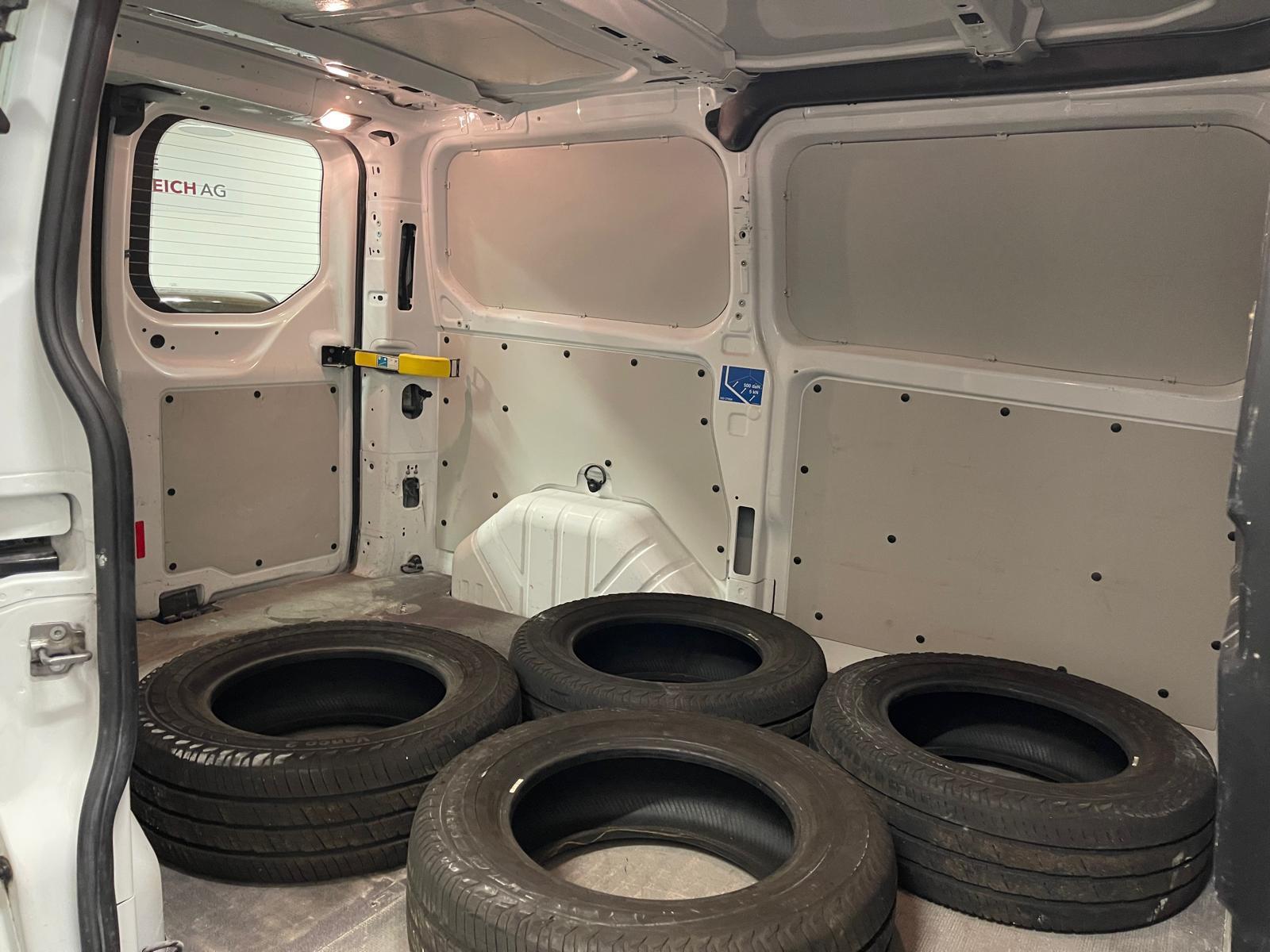 FORD Transit C Van 300 L1 2.0 TDCi 130 Trend-image-12