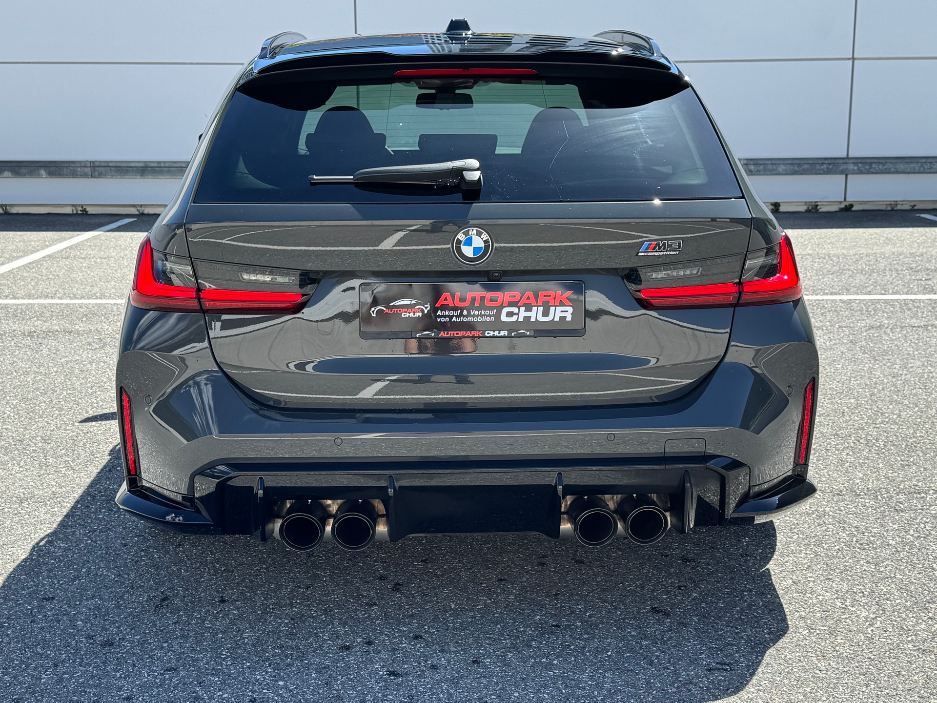BMW M3 Touring xDrive Competition M-image-3