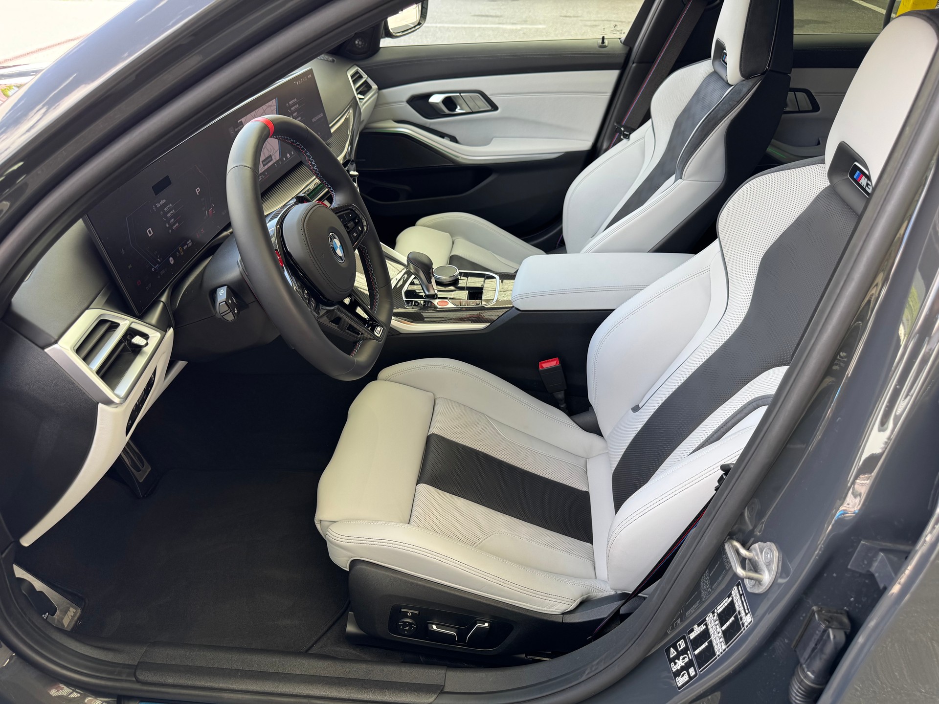 BMW M3 Touring xDrive Competition M-image-7